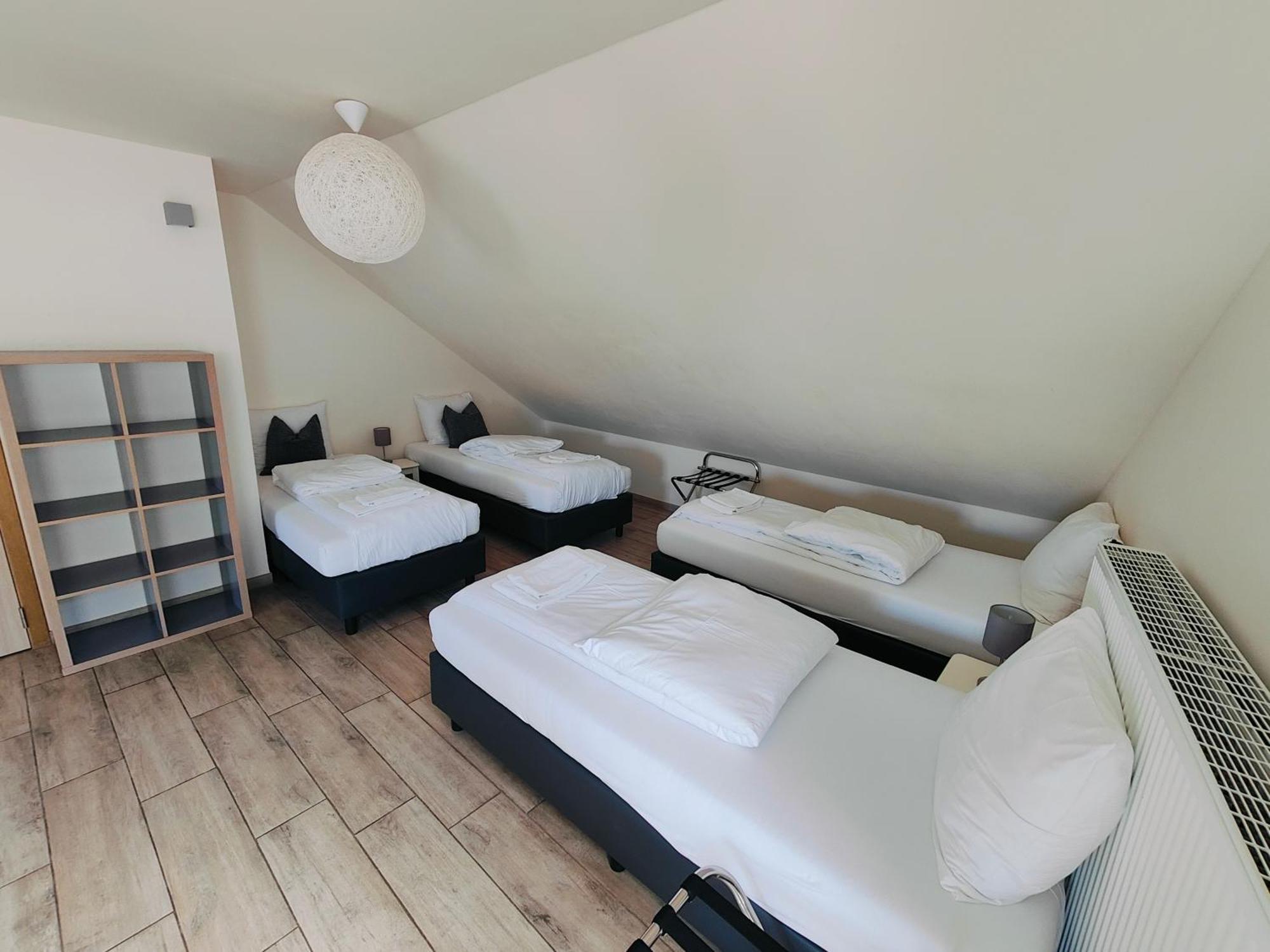 Classic Quadruple Room,1595435035:JPEG