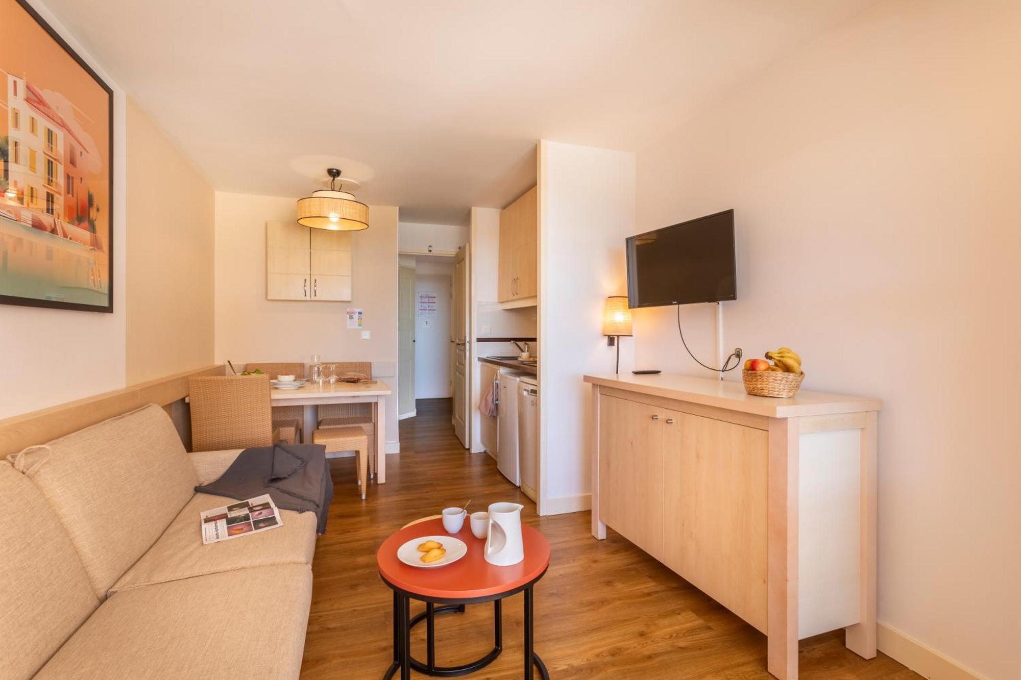 Studio Sleeping Alcove Air Conditioning Terrace Sea View