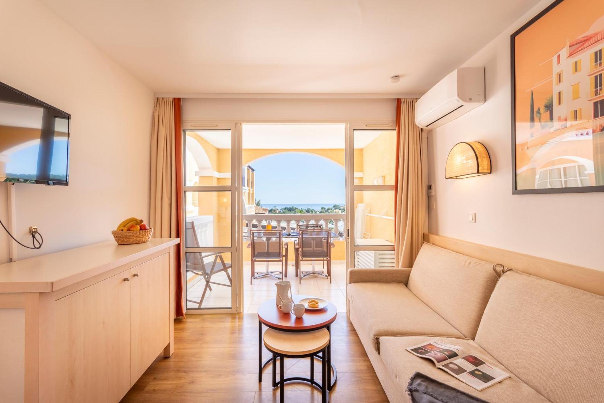 Superior Studio with Sleeping Alcove, Air Conditioning and Terrace (4 People) - Sea View,1596013787:JPEG