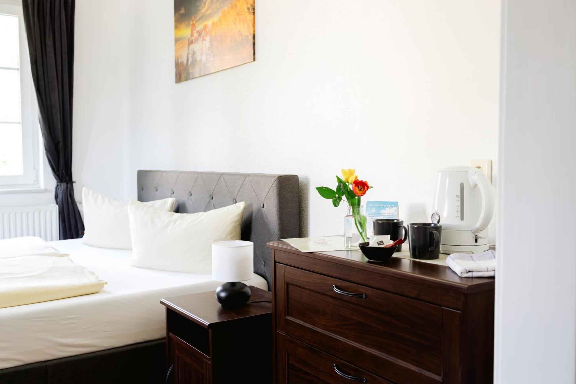 Double Room,1596014541:JPEG