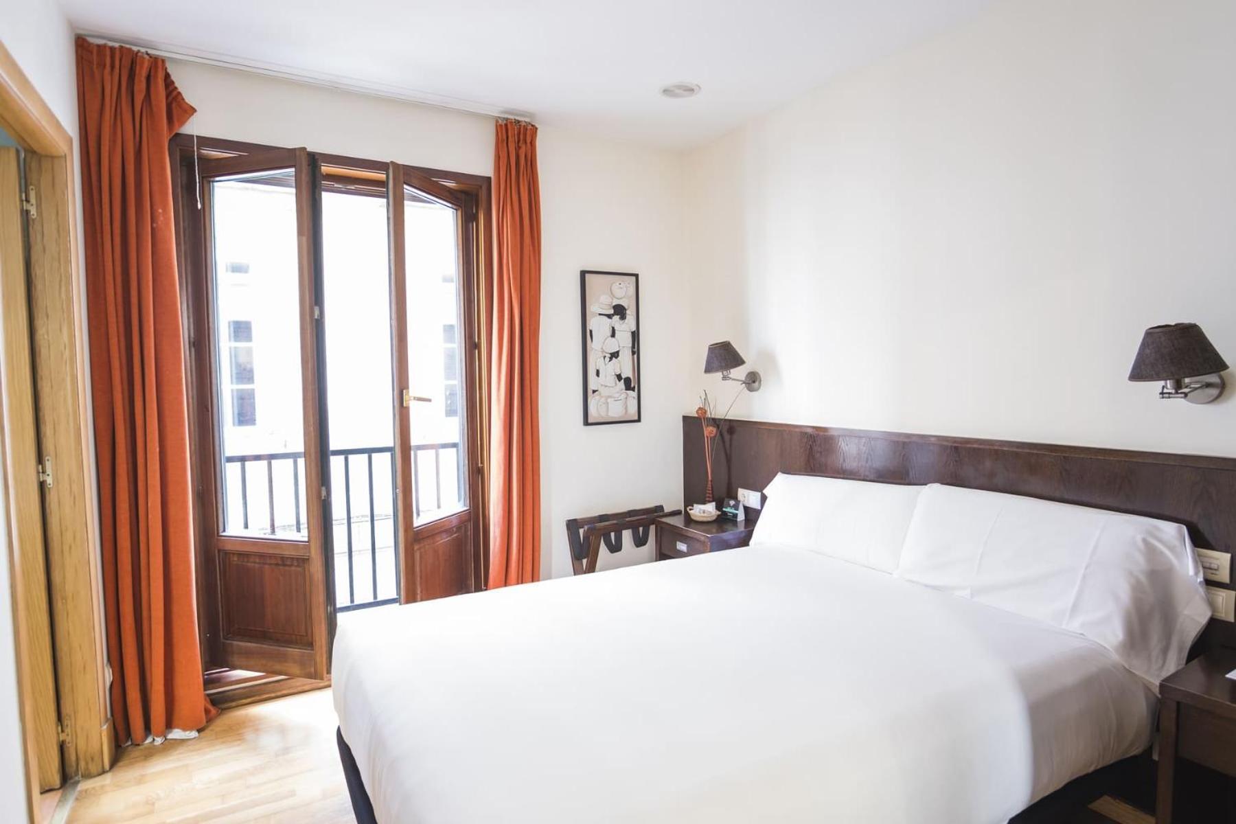 Budget Single Room,1596018476:JPEG
