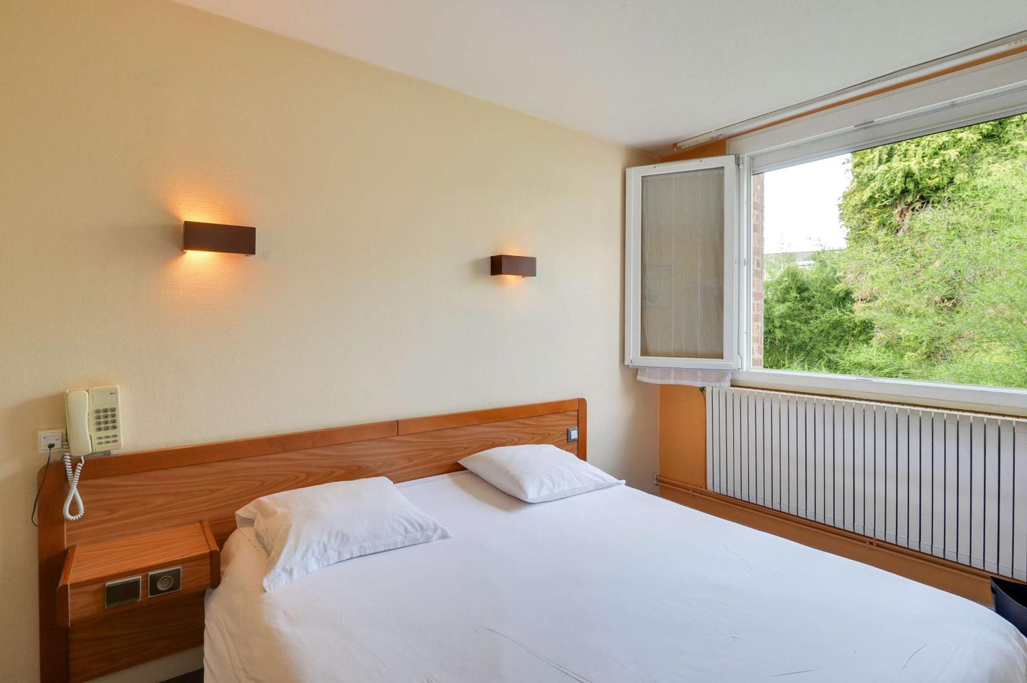 Double Room Shower