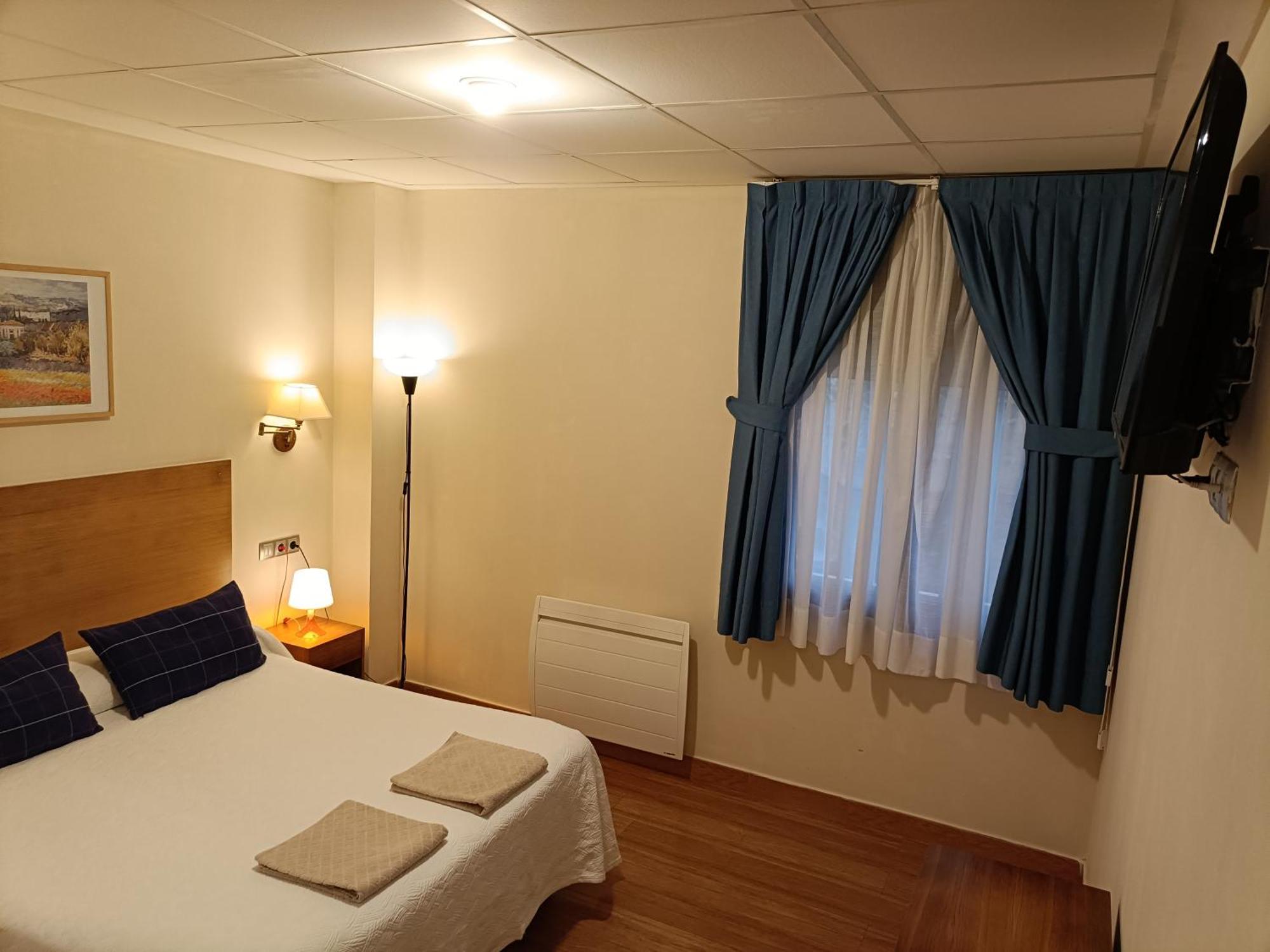 Economy Double Room,1596025227:JPEG