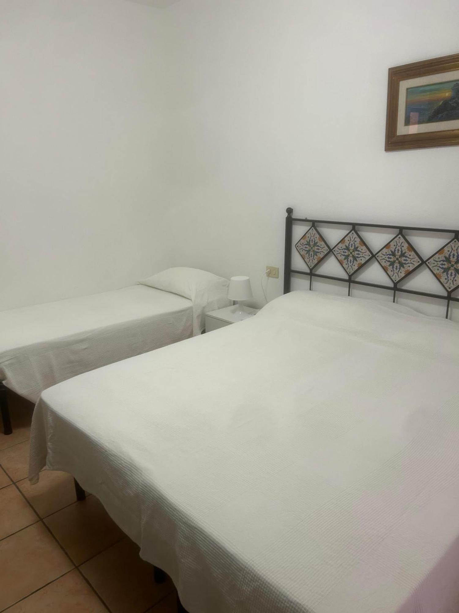 One-Bedroom Apartment,1596074724:JPEG