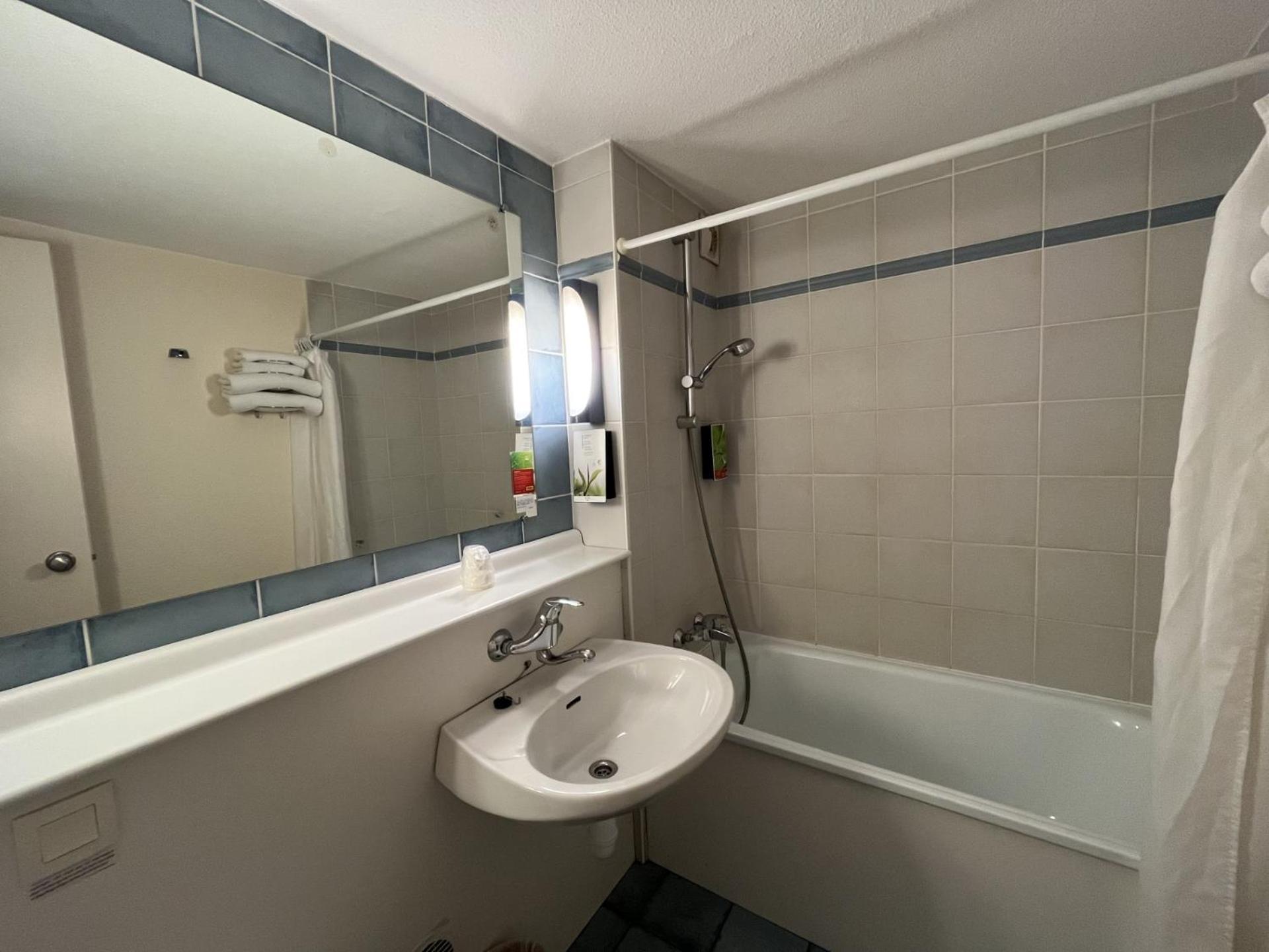 Budget Twin Room,1596082509:JPEG