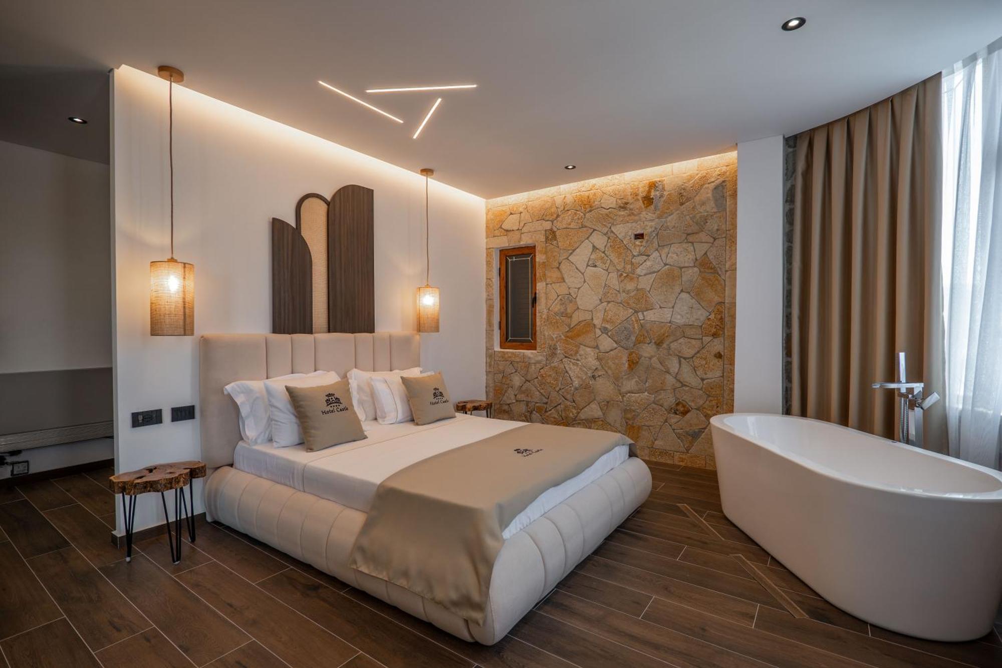 Large Double Room