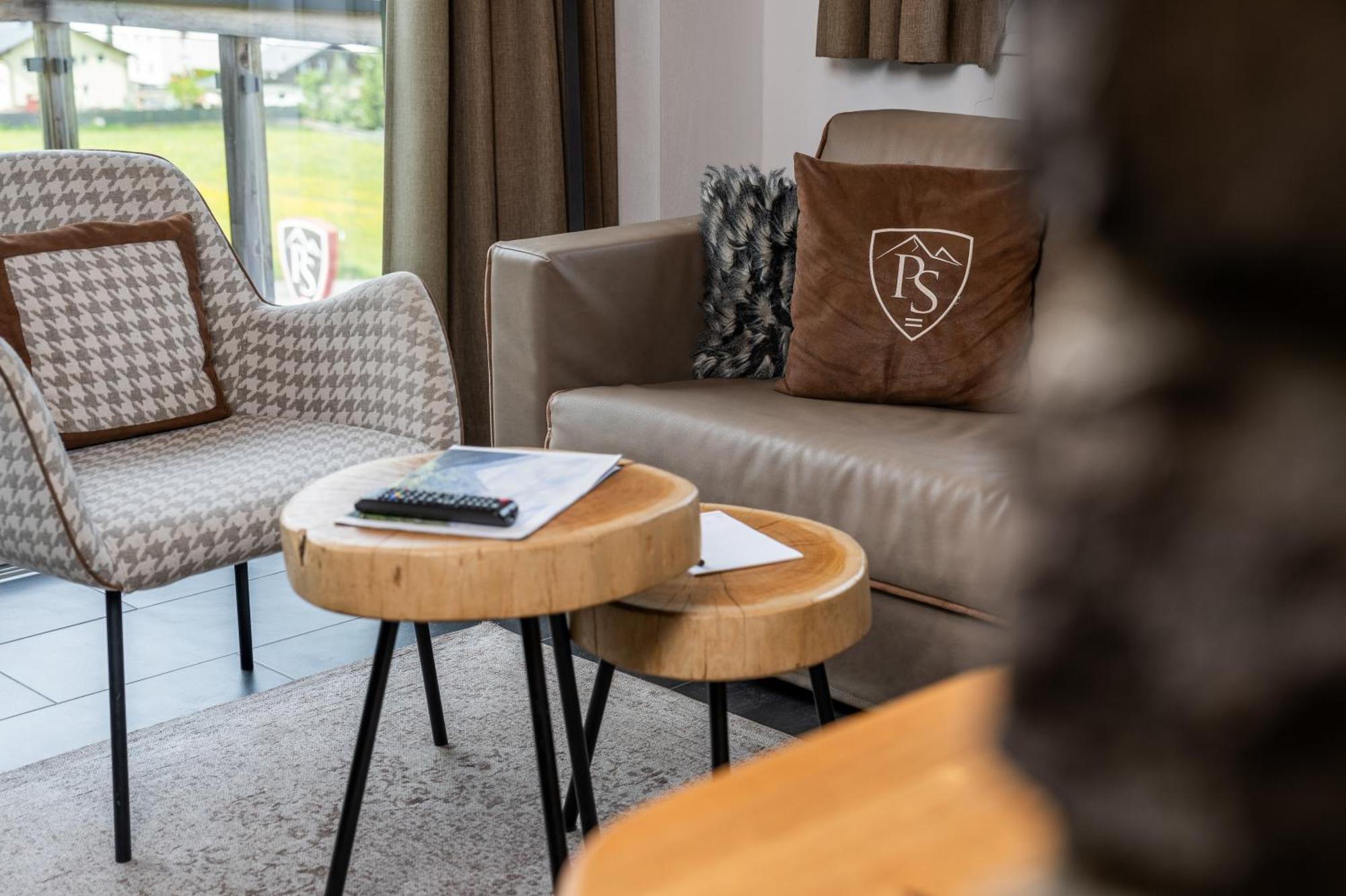 One-Bedroom Suite Mountain View