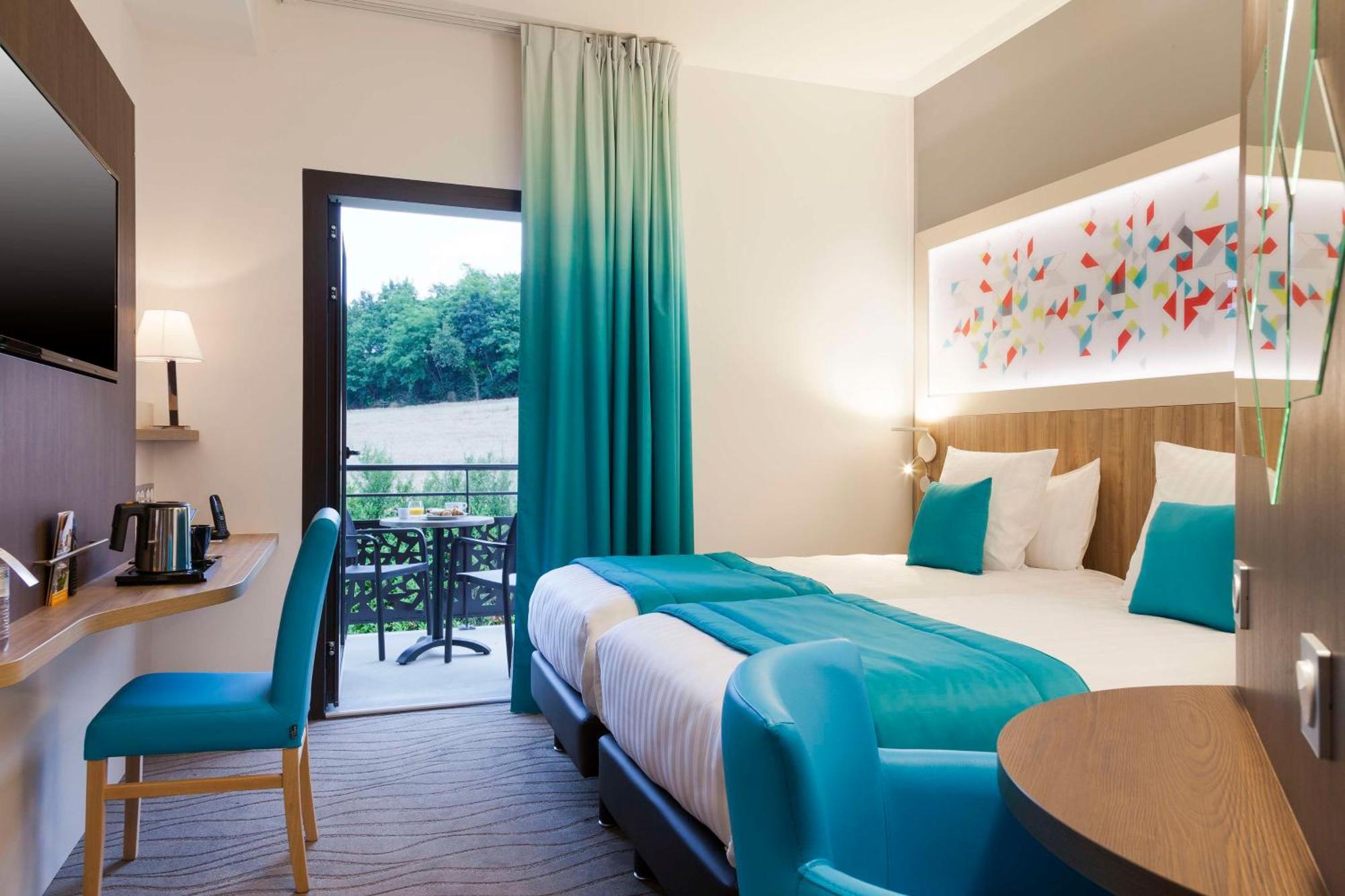 Twin Room,1596109522:JPEG