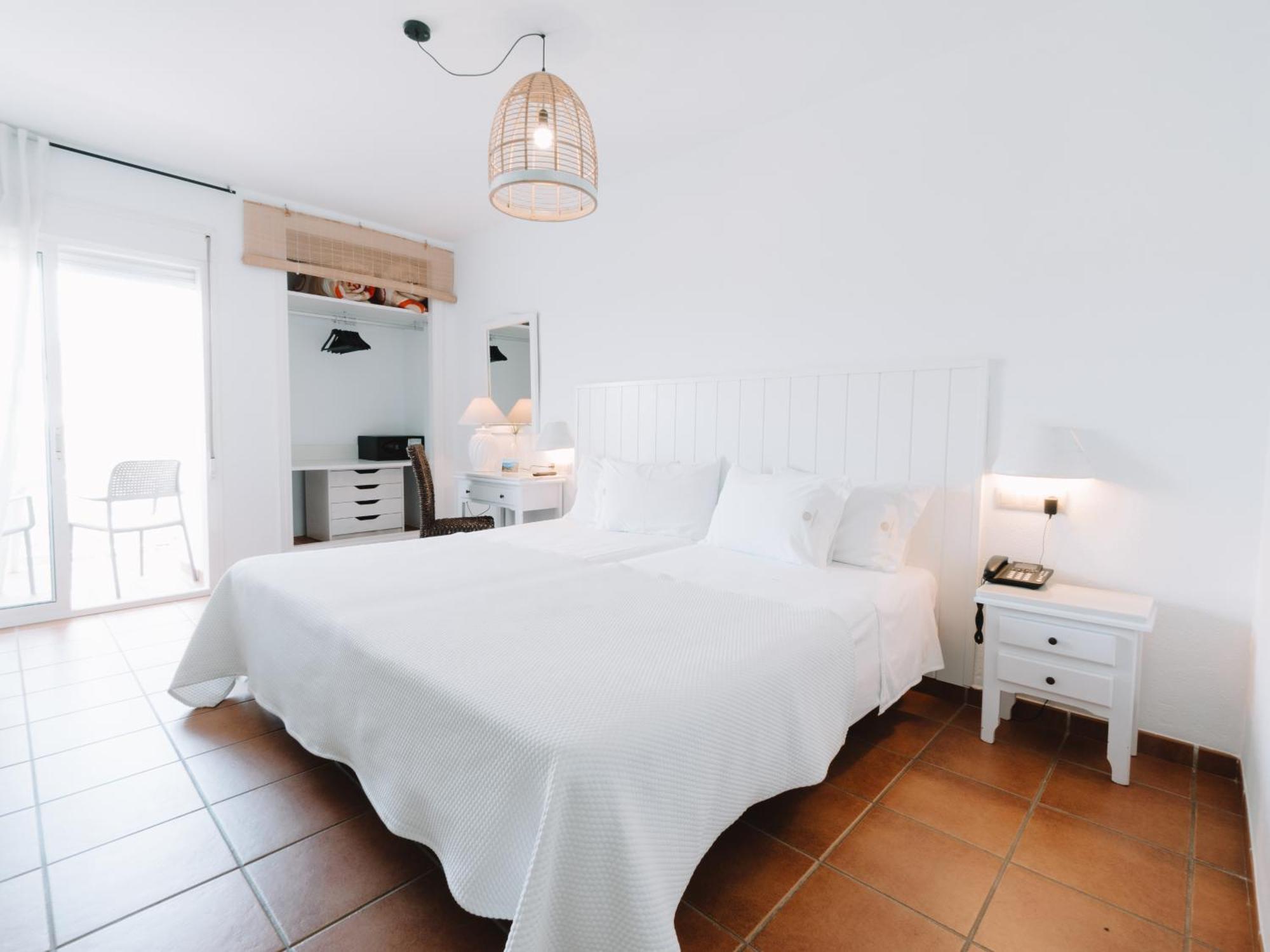Twin Room Sea View