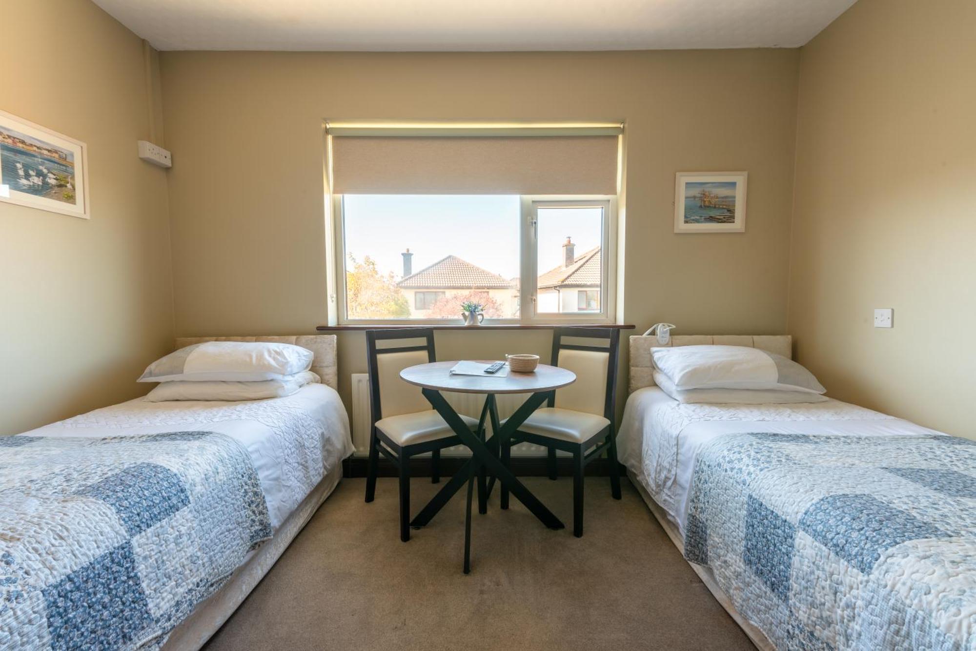 Double or Twin Room Private Bathroom