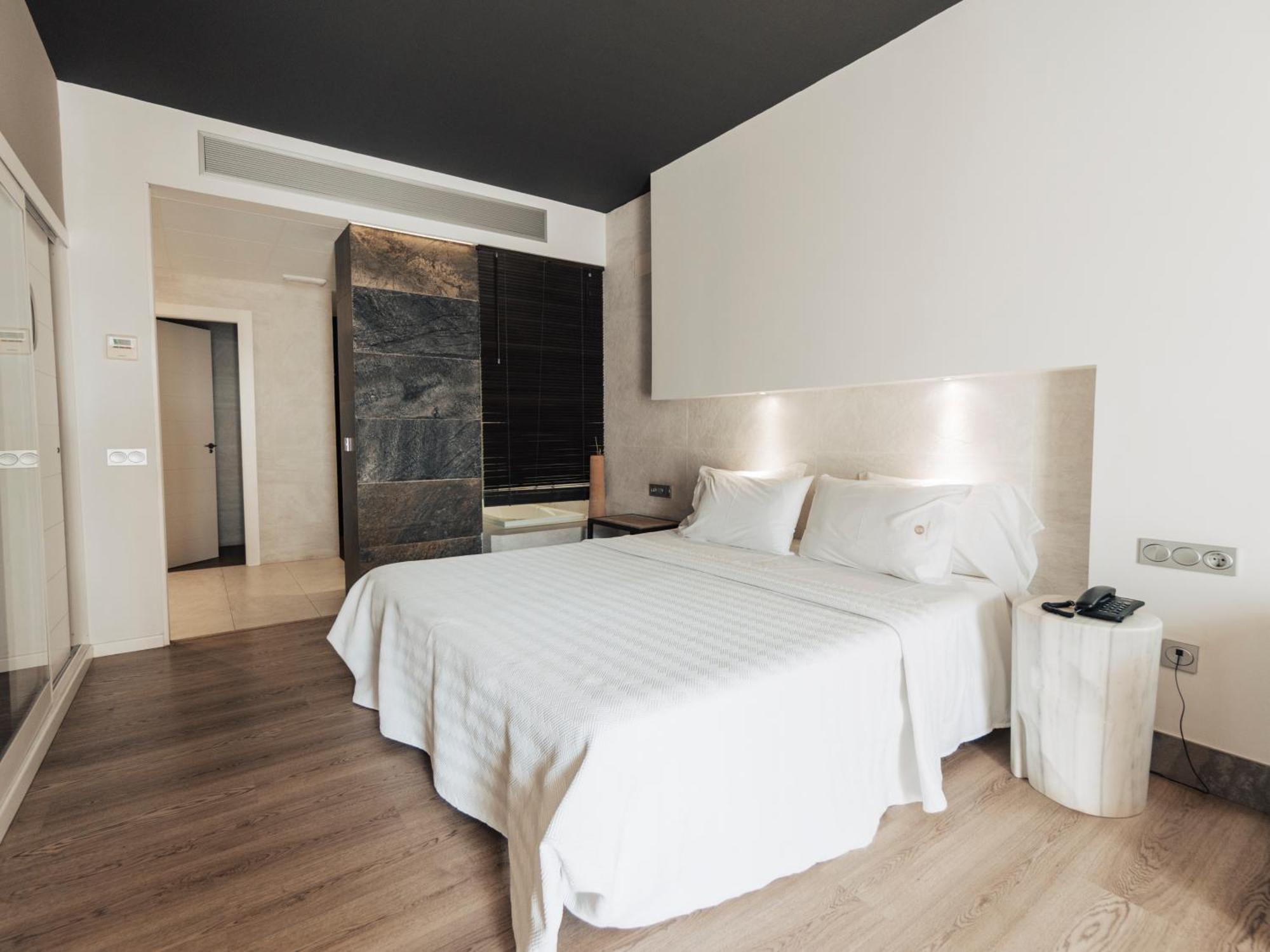 Deluxe Junior Suite