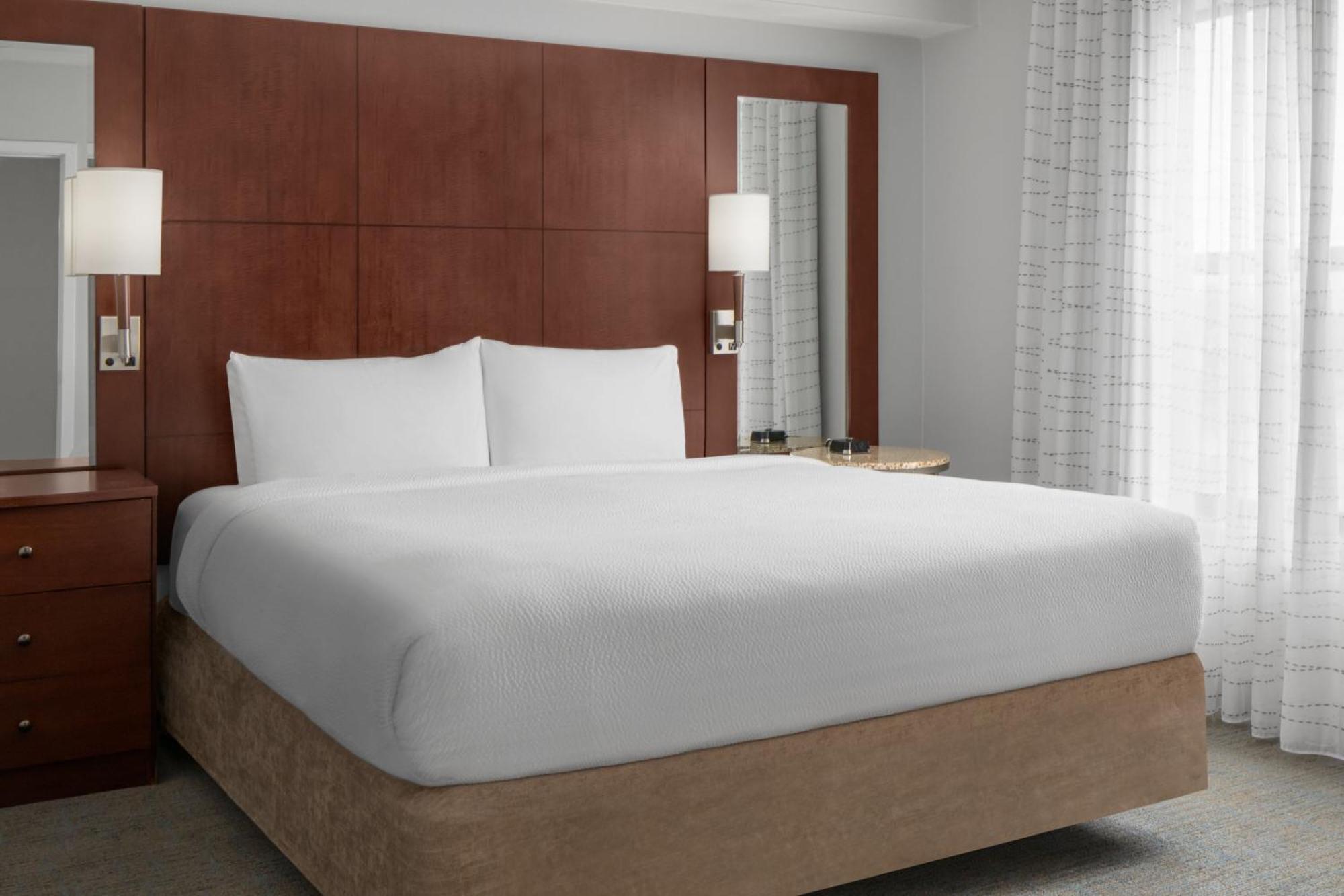 King Studio Sofa Bed Transfer Shower Mobility Hearing Accessible,1596869860:JPEG