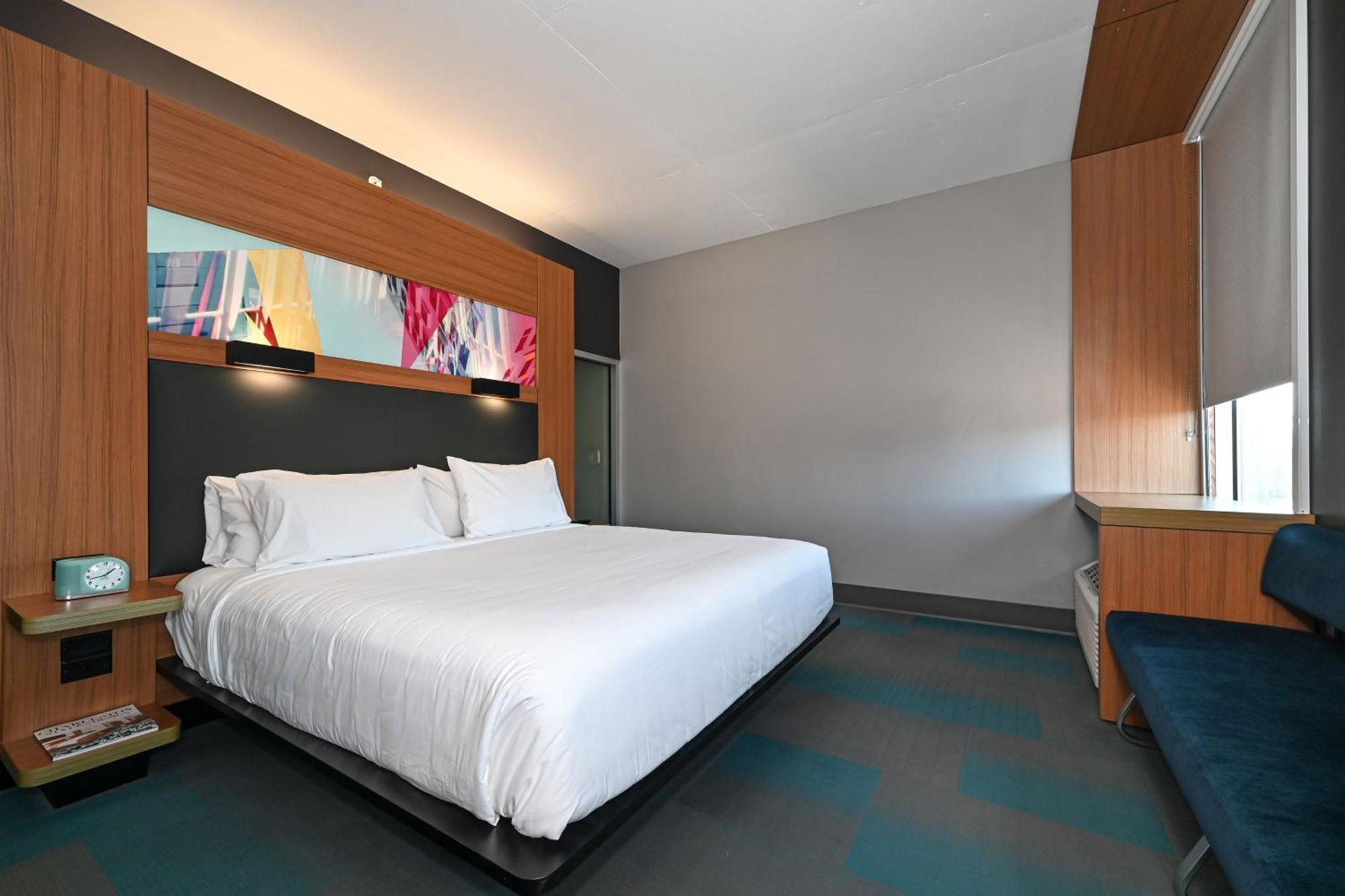Aloft Room Guest room 1 King,1608295884:JPEG