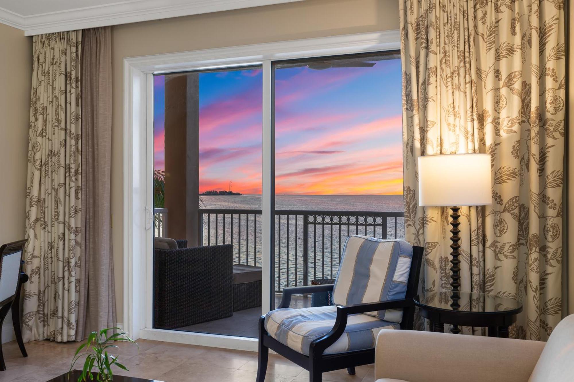 Ocean Front 1BR Suite