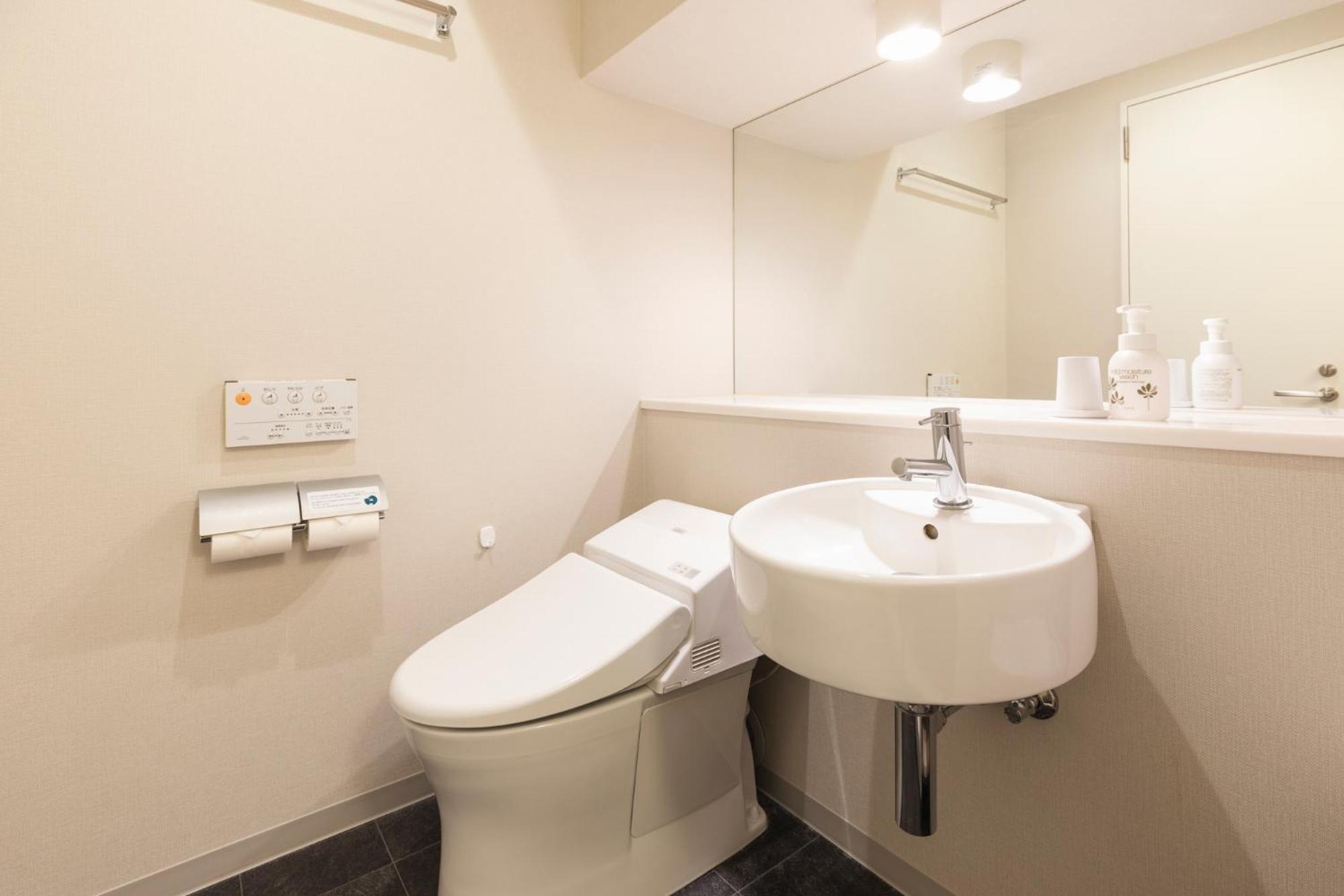 Economy Double Room Small Double Bed Shower Booth Smoking