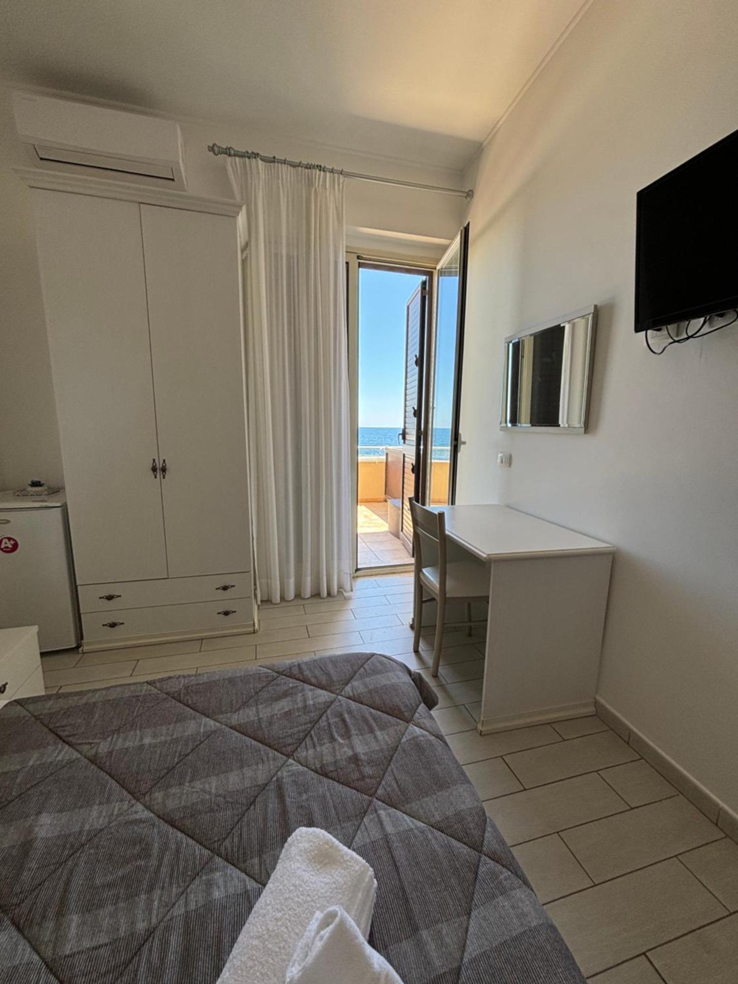 Deluxe Double Room Balcony Sea View