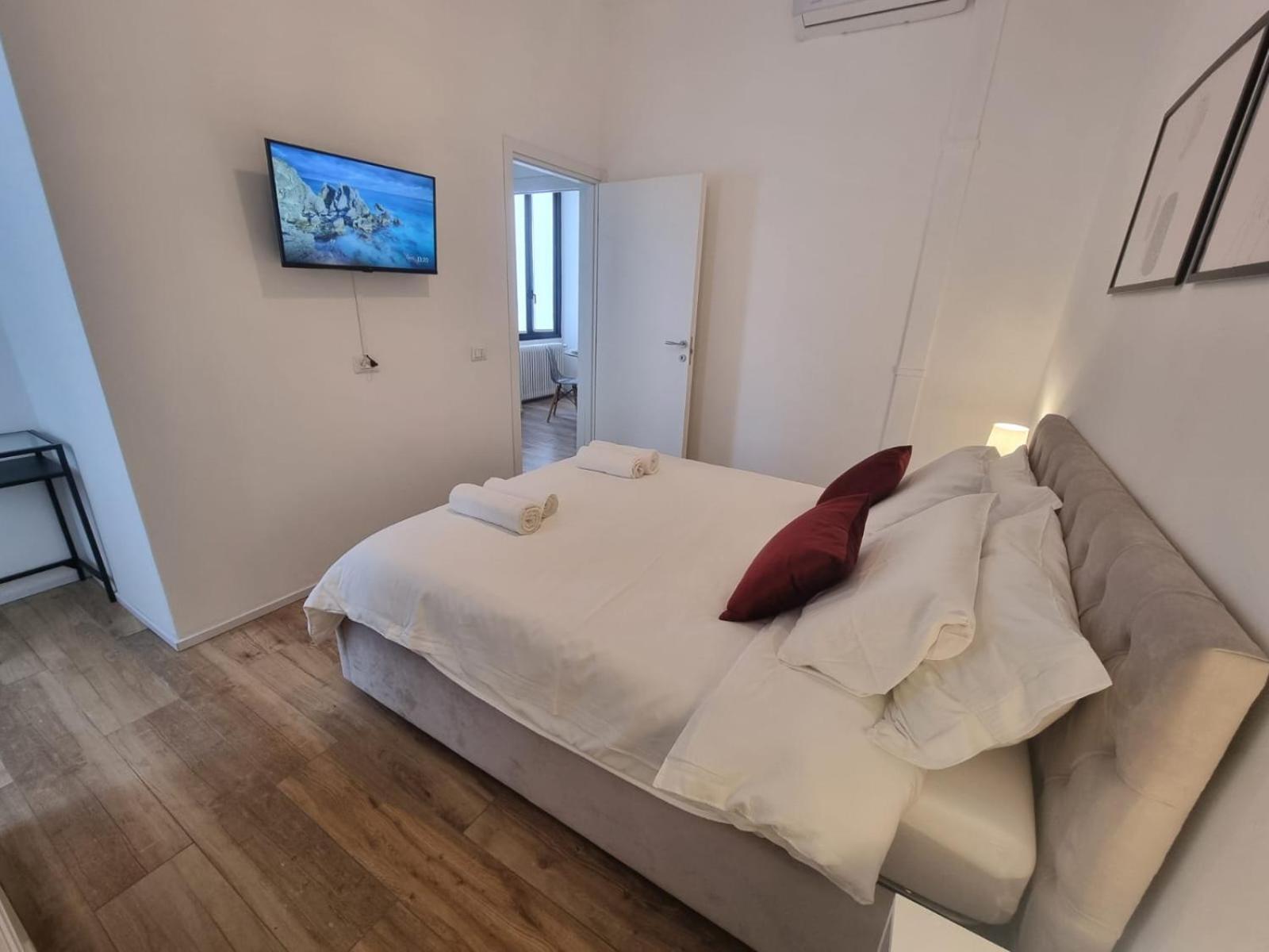Two-Bedroom Apartment Separate Building,1597545440:JPEG