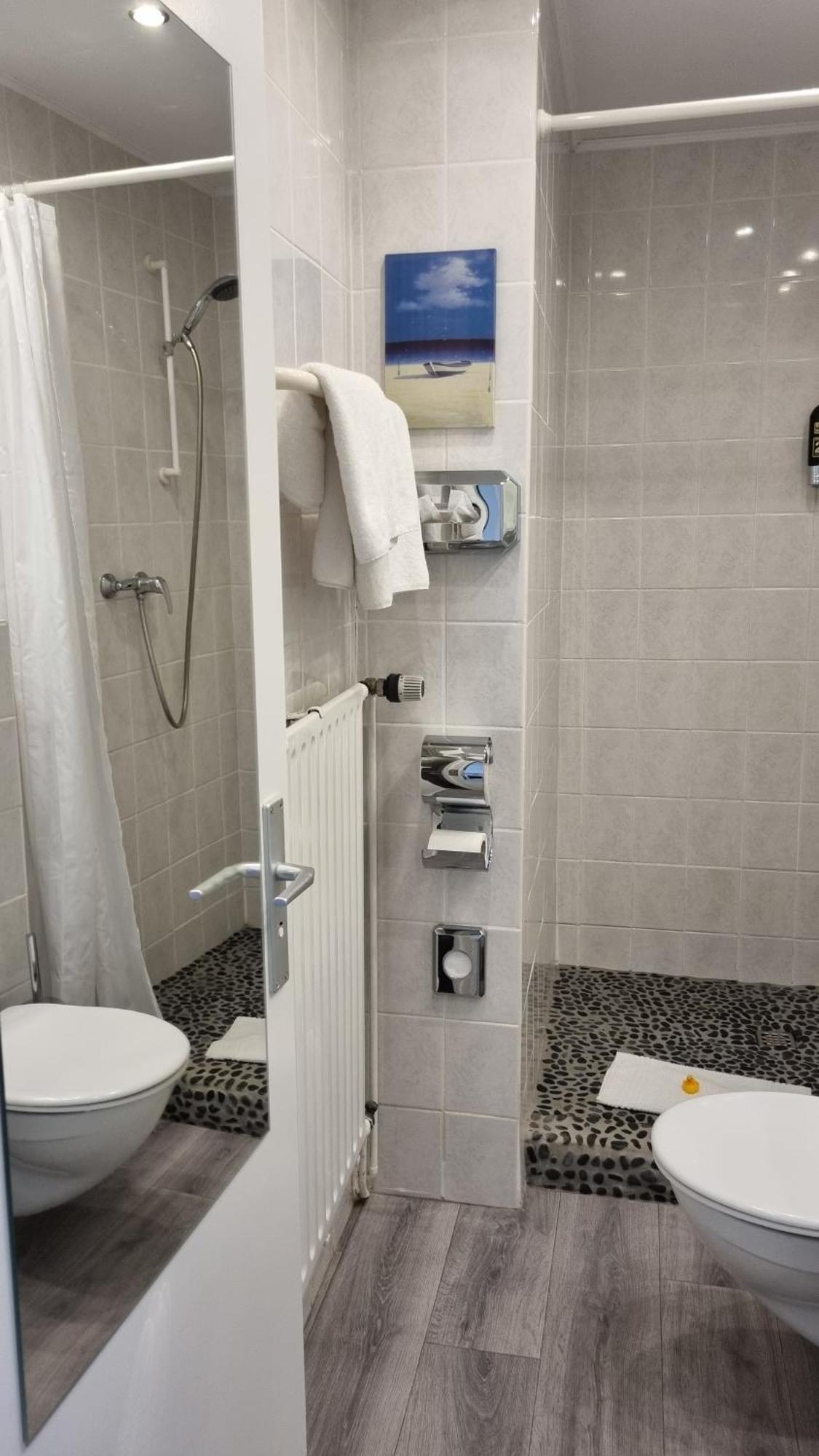 Single Room Comfort