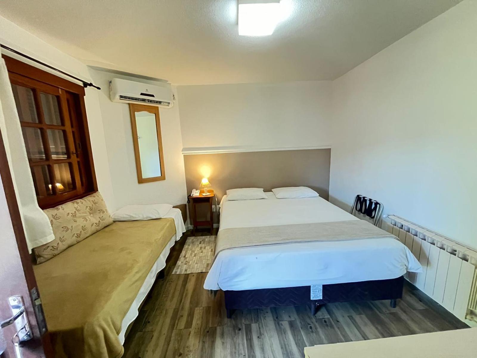 Basic Triple Room