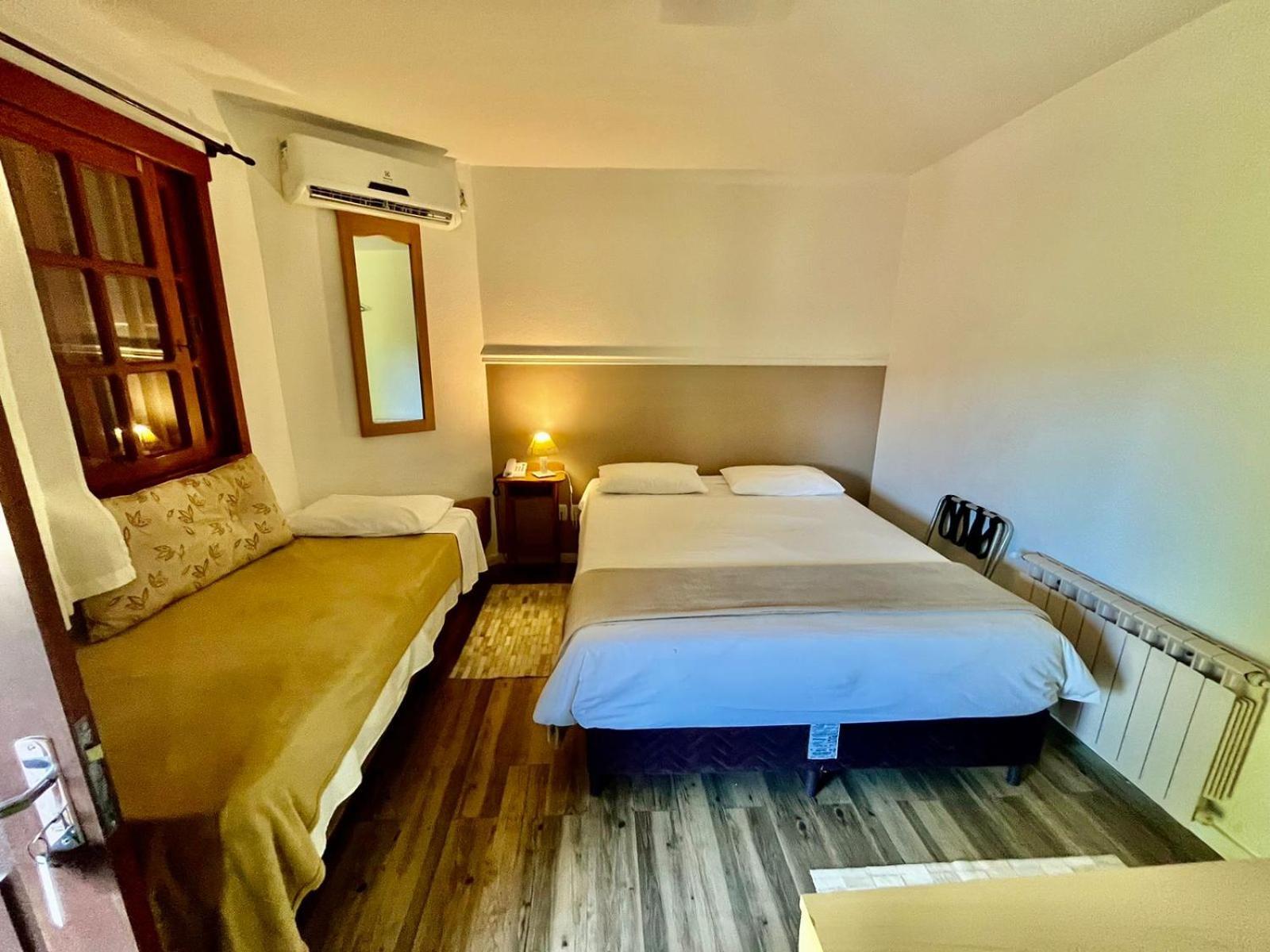 Basic Triple Room