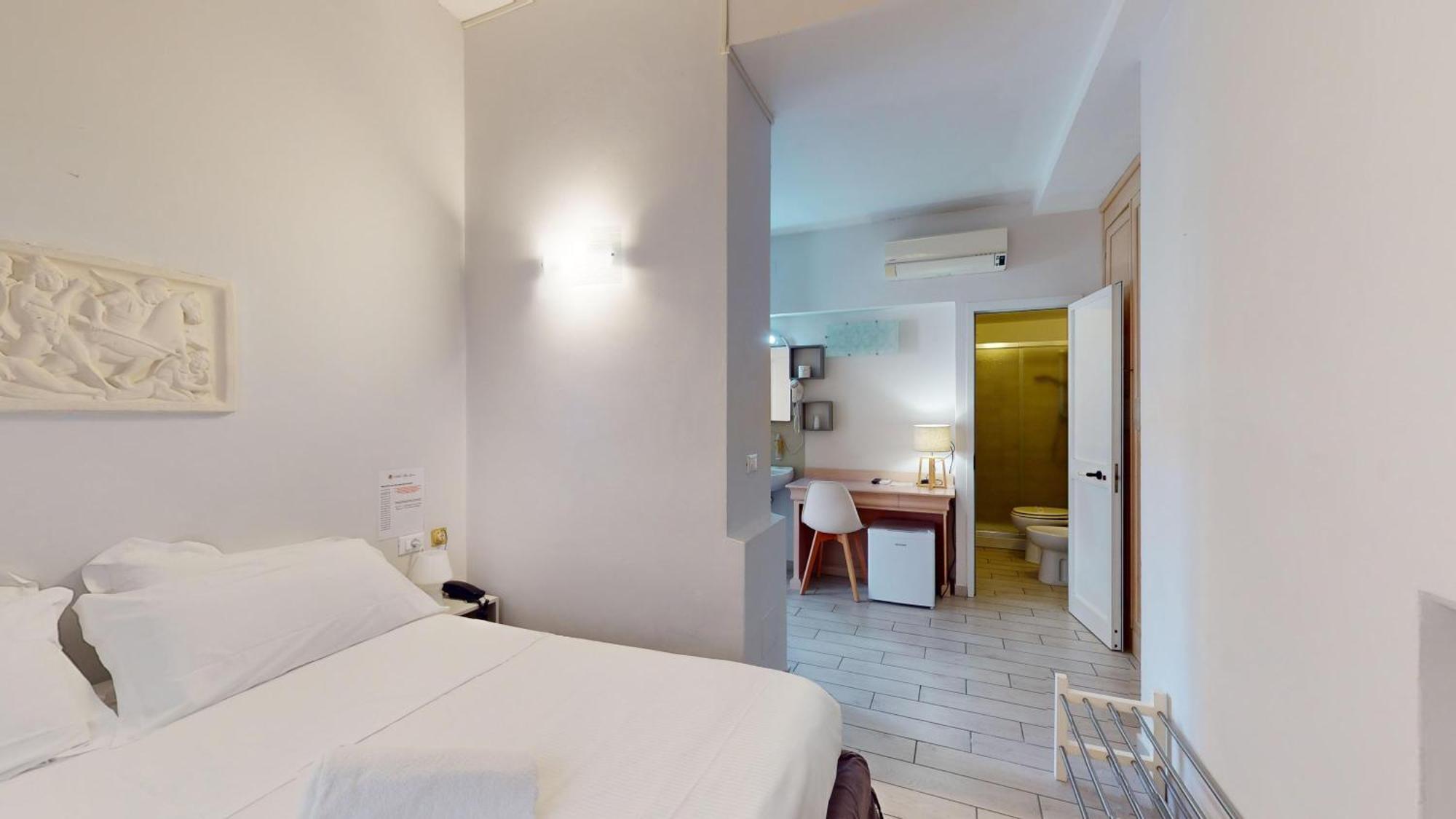 Large Single Room