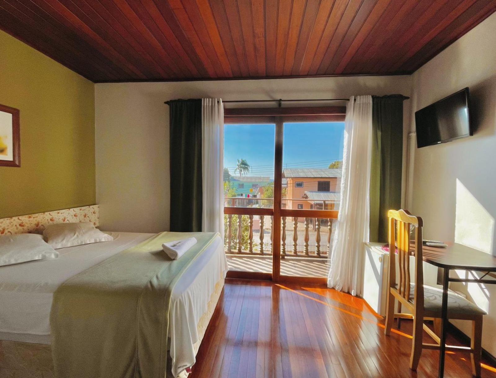 Standard Triple Room,1597584531:JPEG