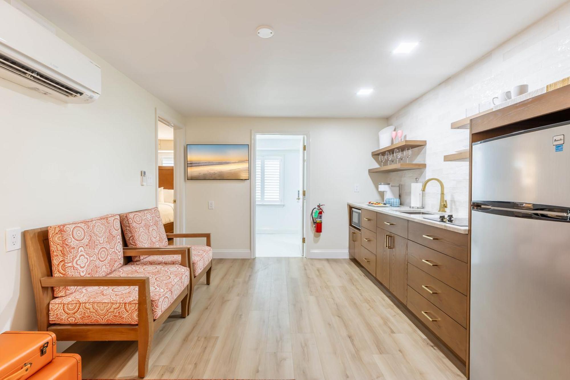 Premium King Suite