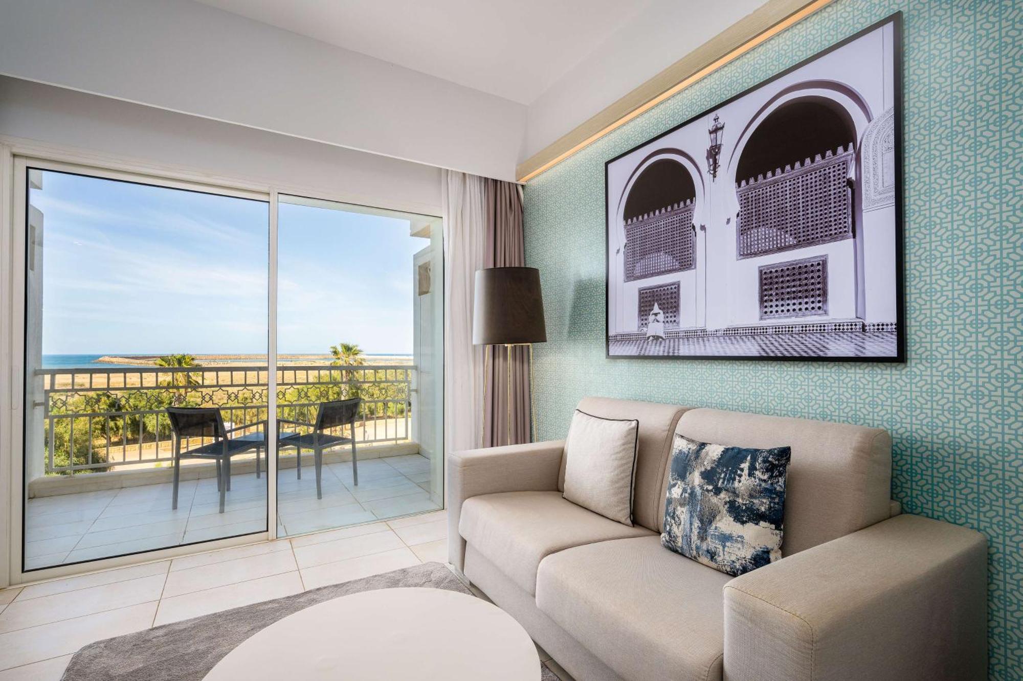 Executive Room with Lateral Sea View,1598431554:JPEG