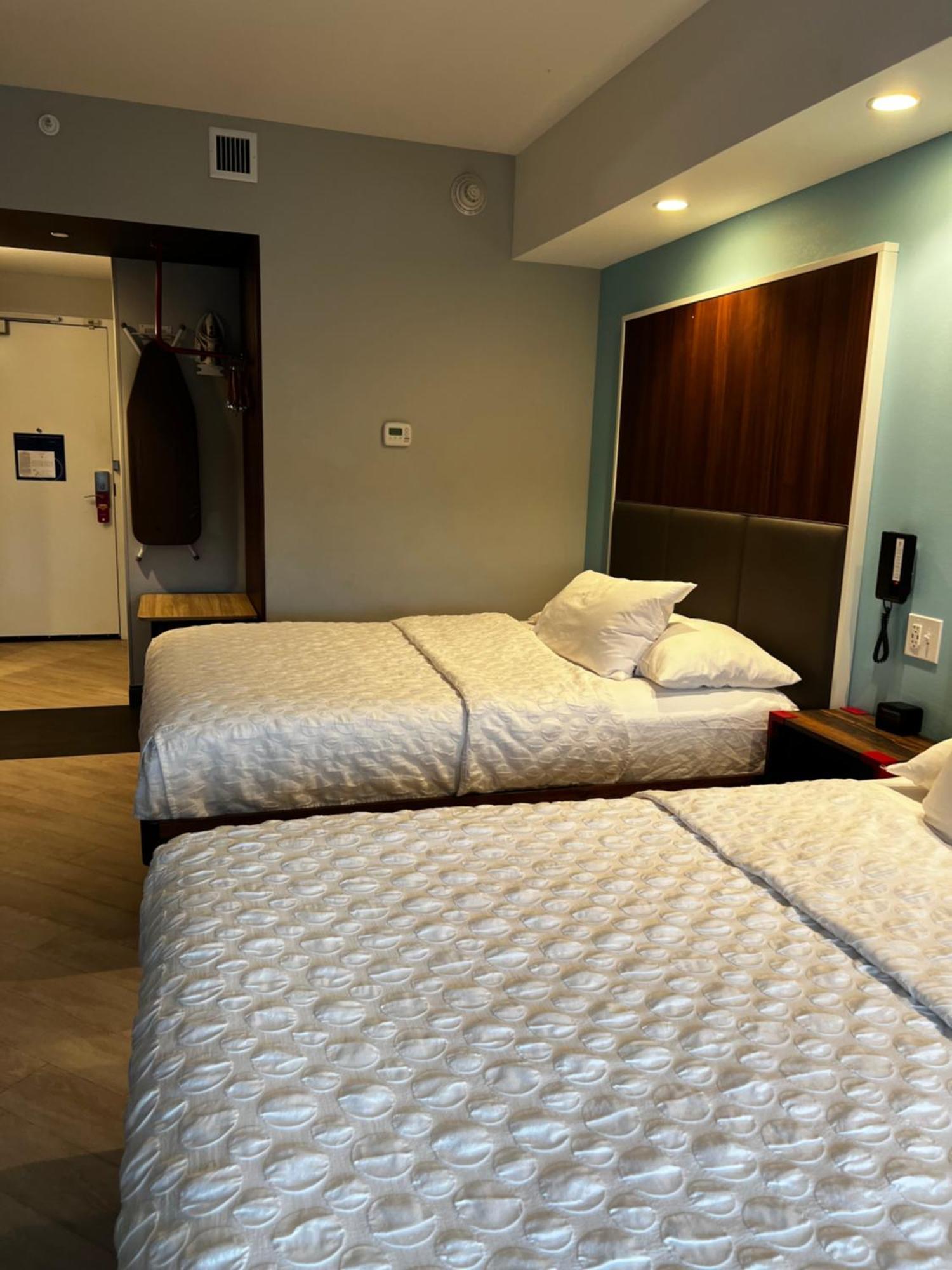 Queen Room Two Queen Beds