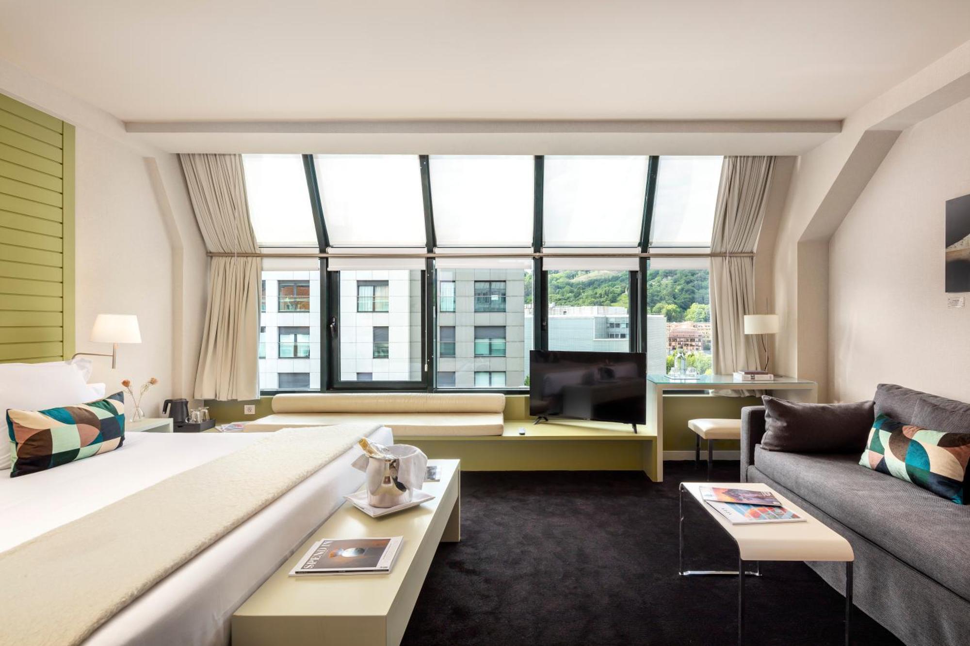 Junior Suite with Guggenheim views,1710270031:JPEG