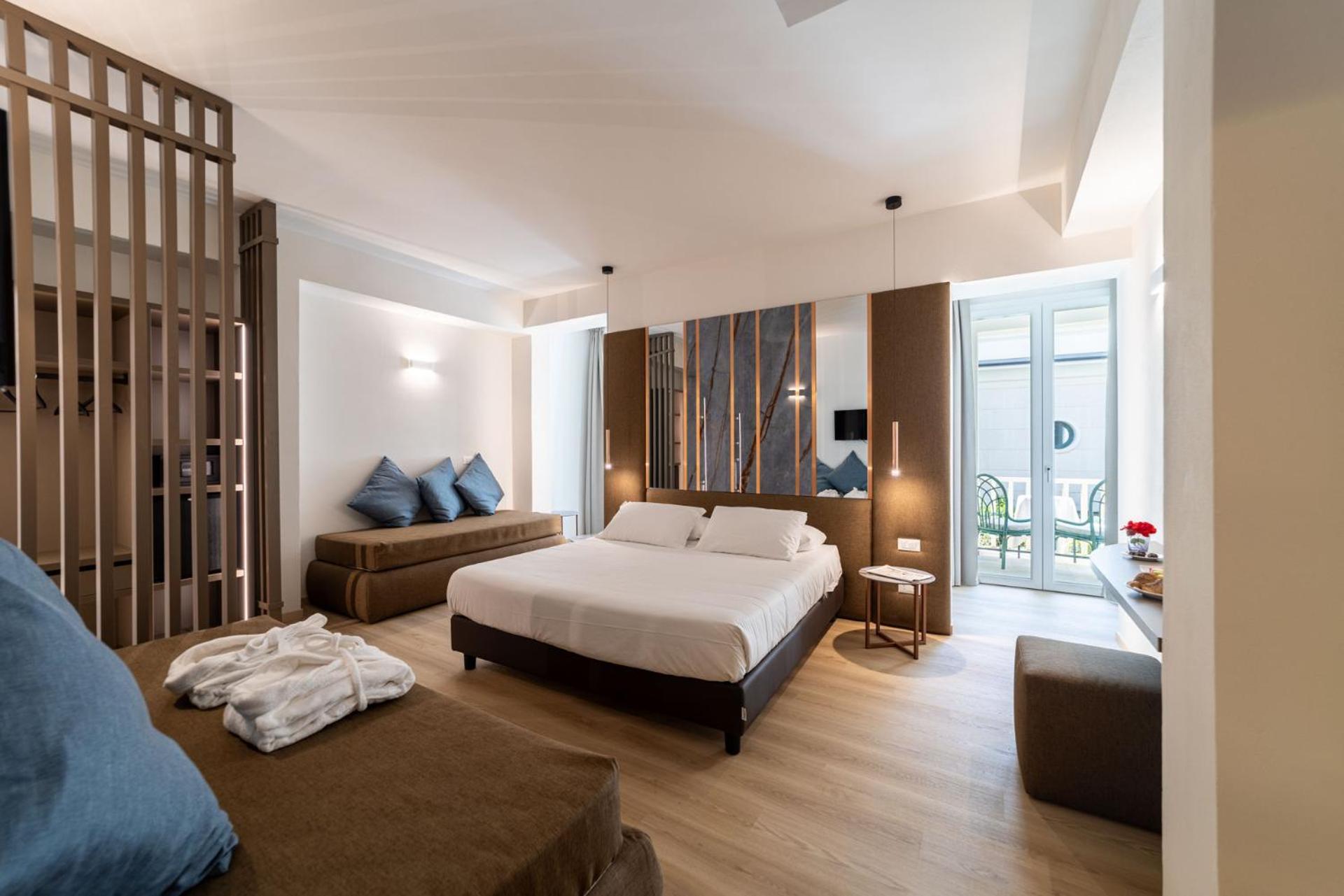 Junior Suite,1598888181:JPEG