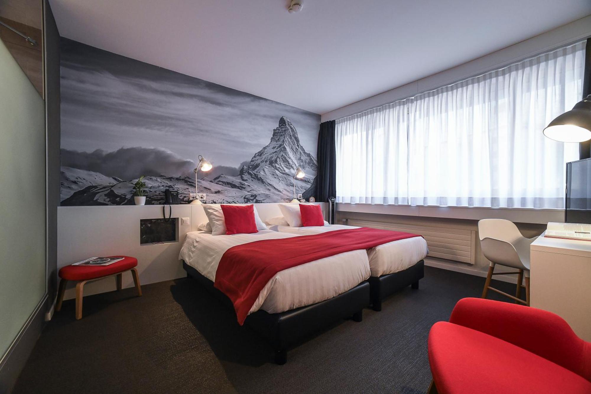 Deluxe Double Room,1598896326:JPEG