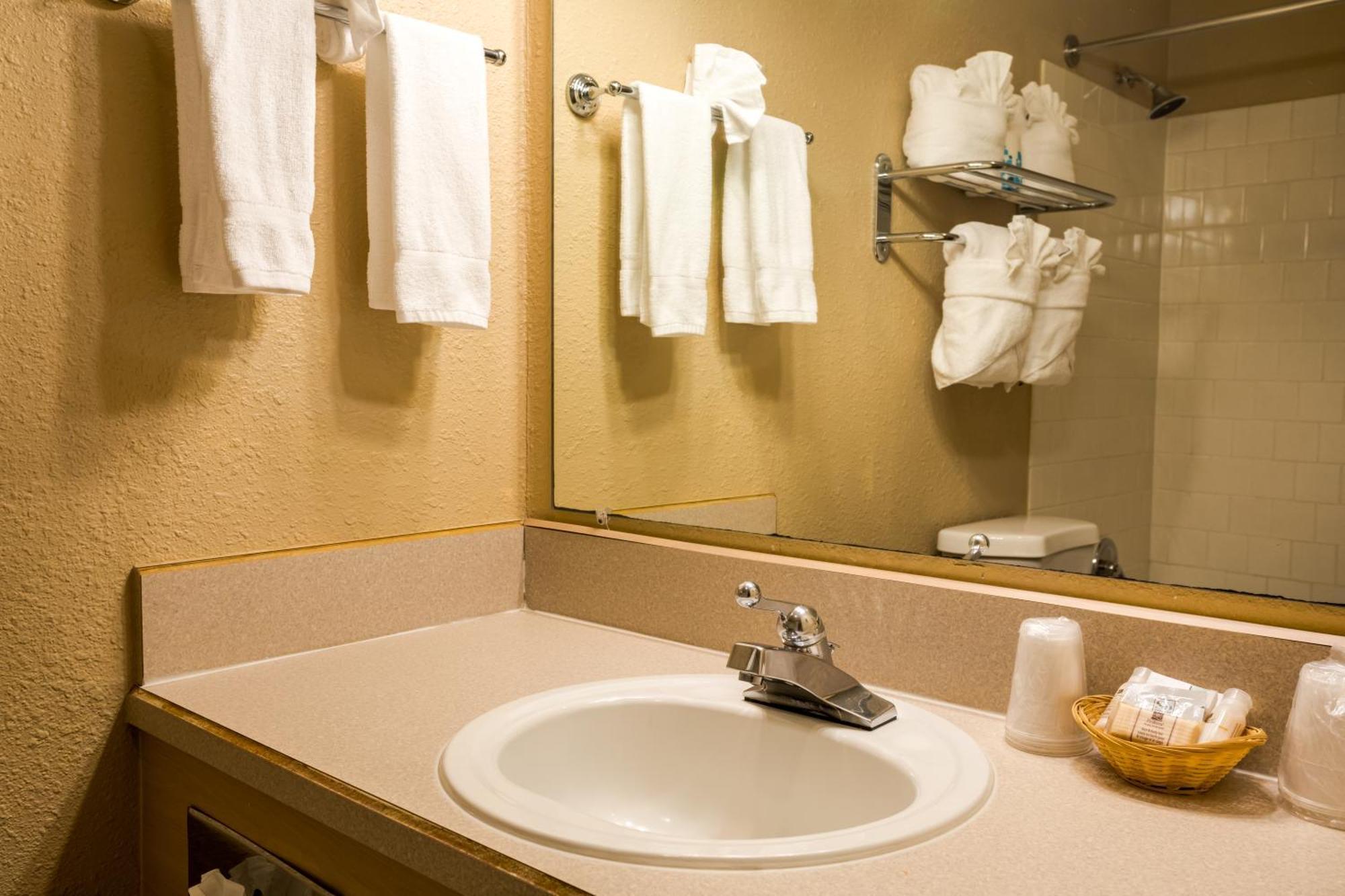 Two Queen Ocean View Kitchenette
