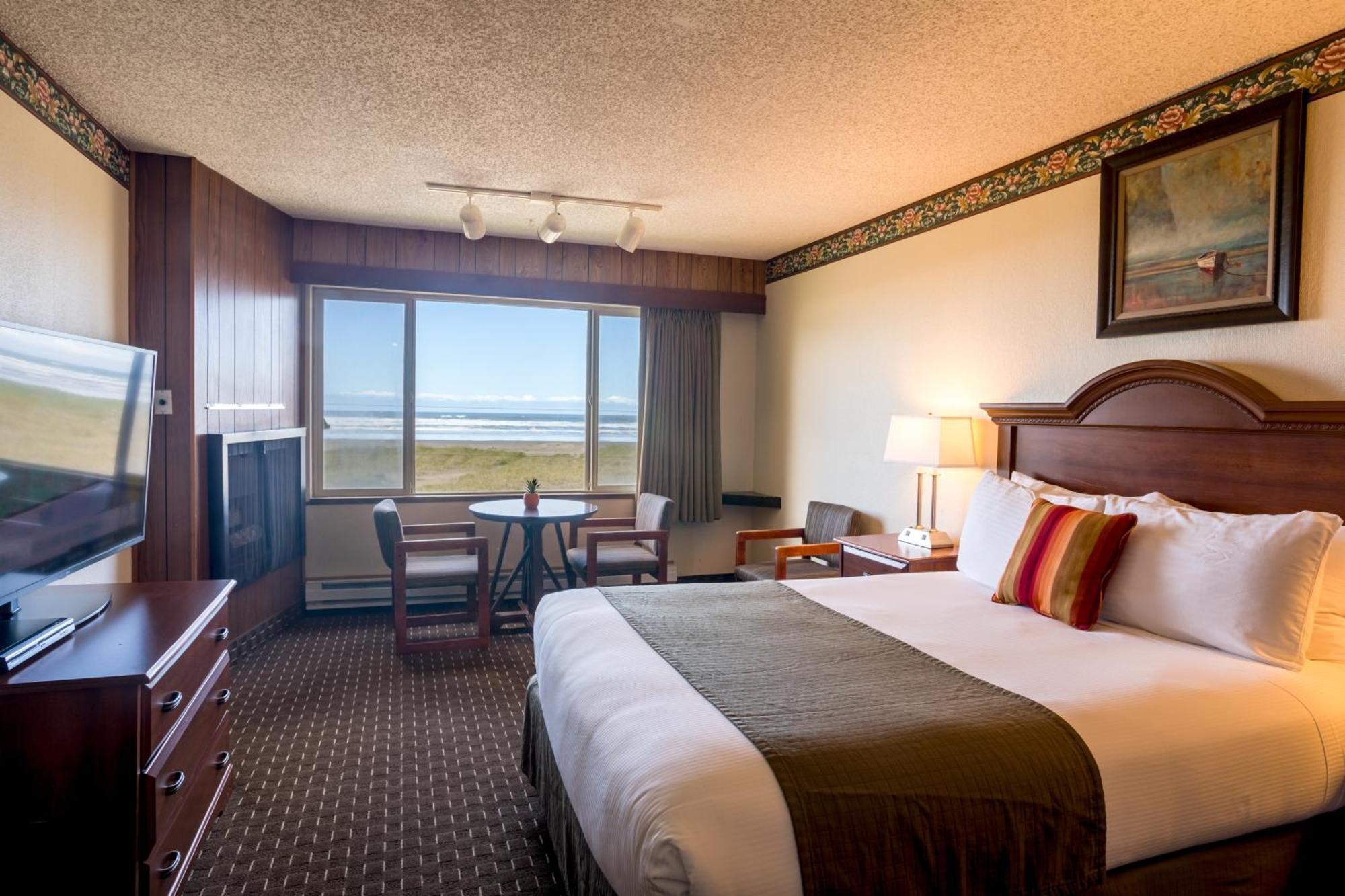 Two Queen Ocean View Kitchenette