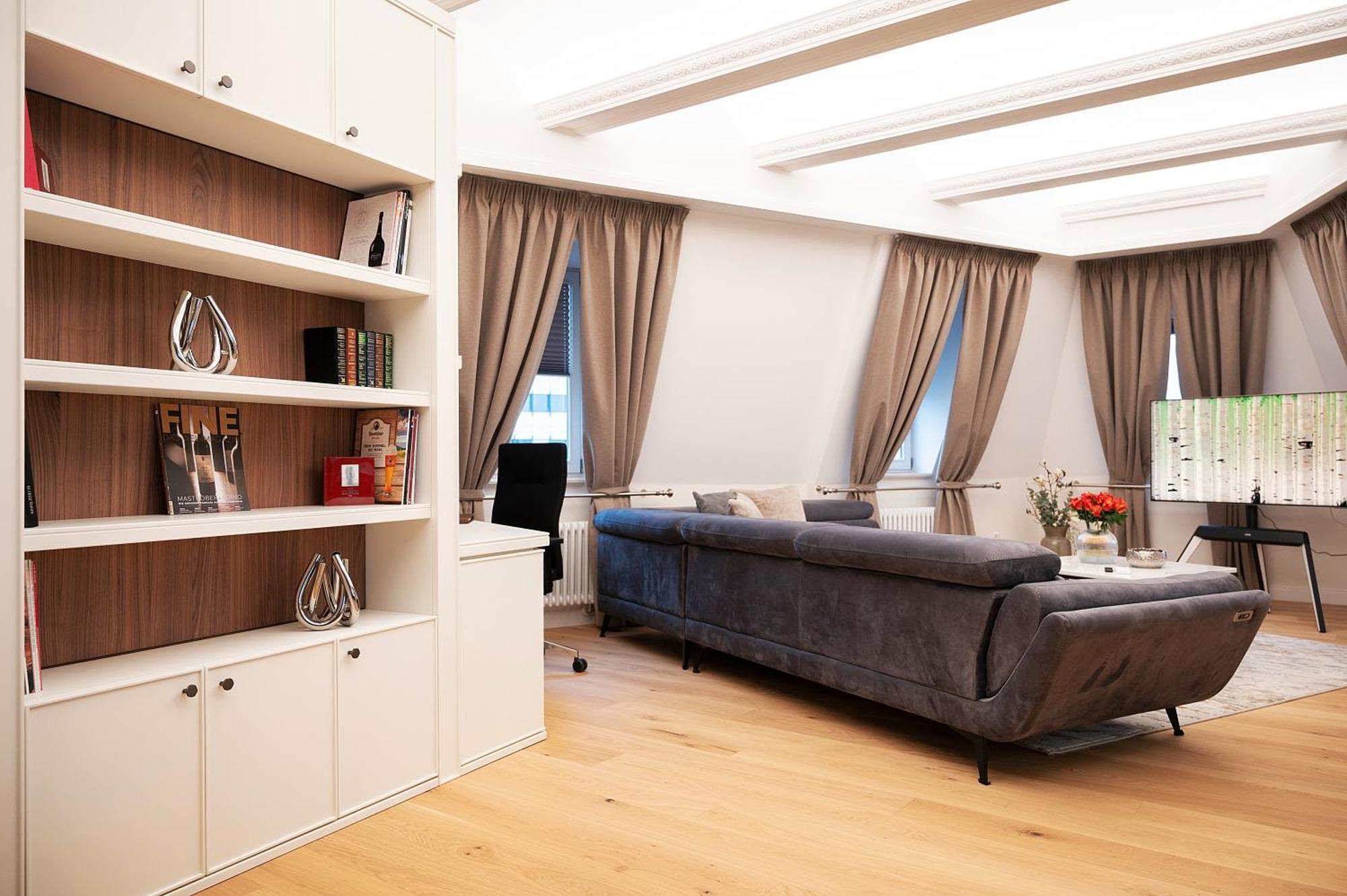 Deluxe Apartment