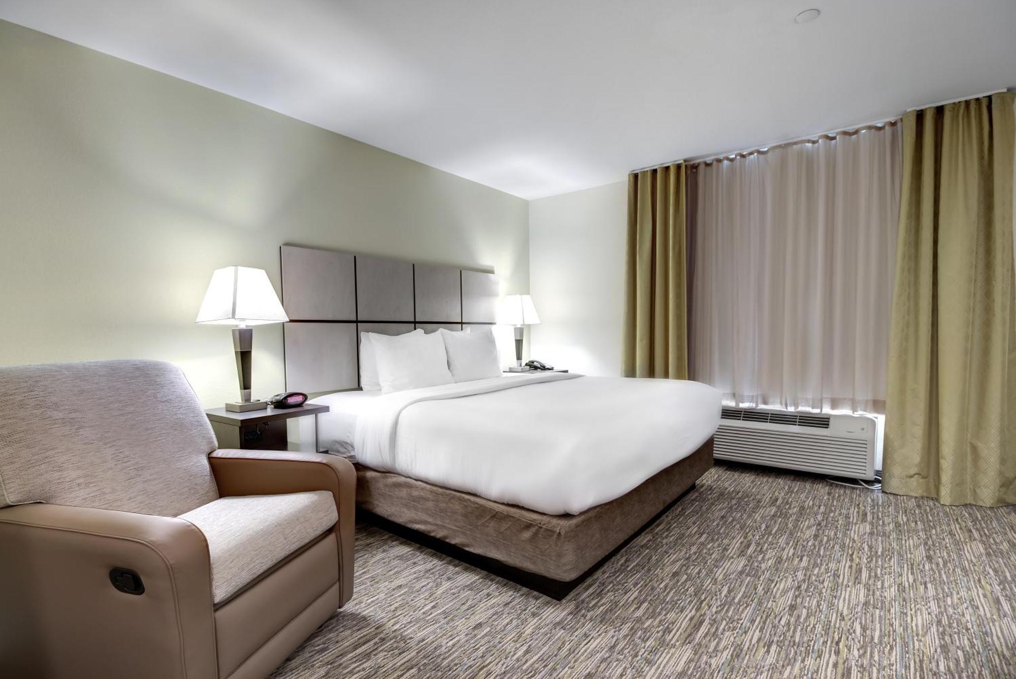 Standard Room,1598933877:JPEG