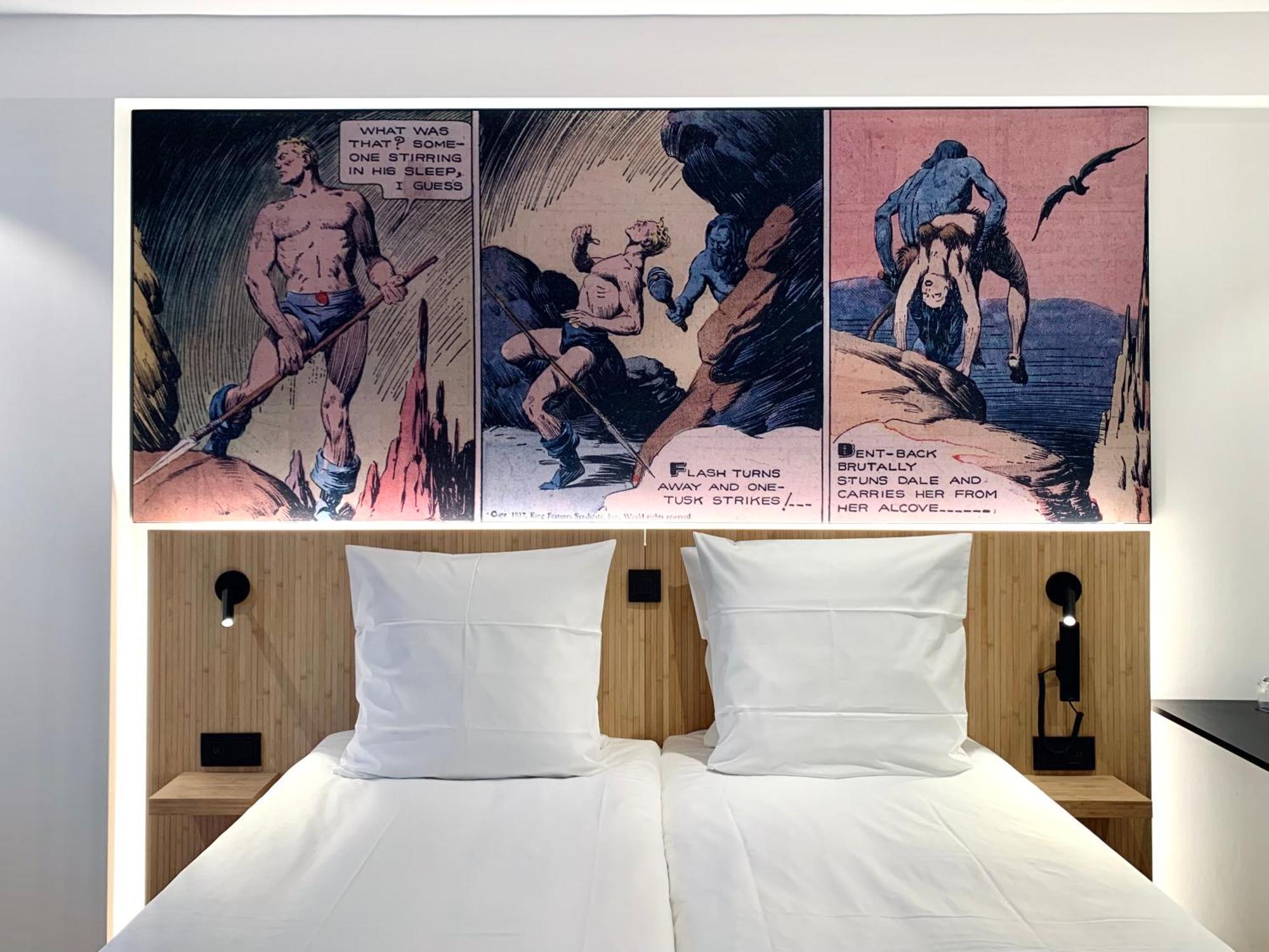 Standard Twin Room
