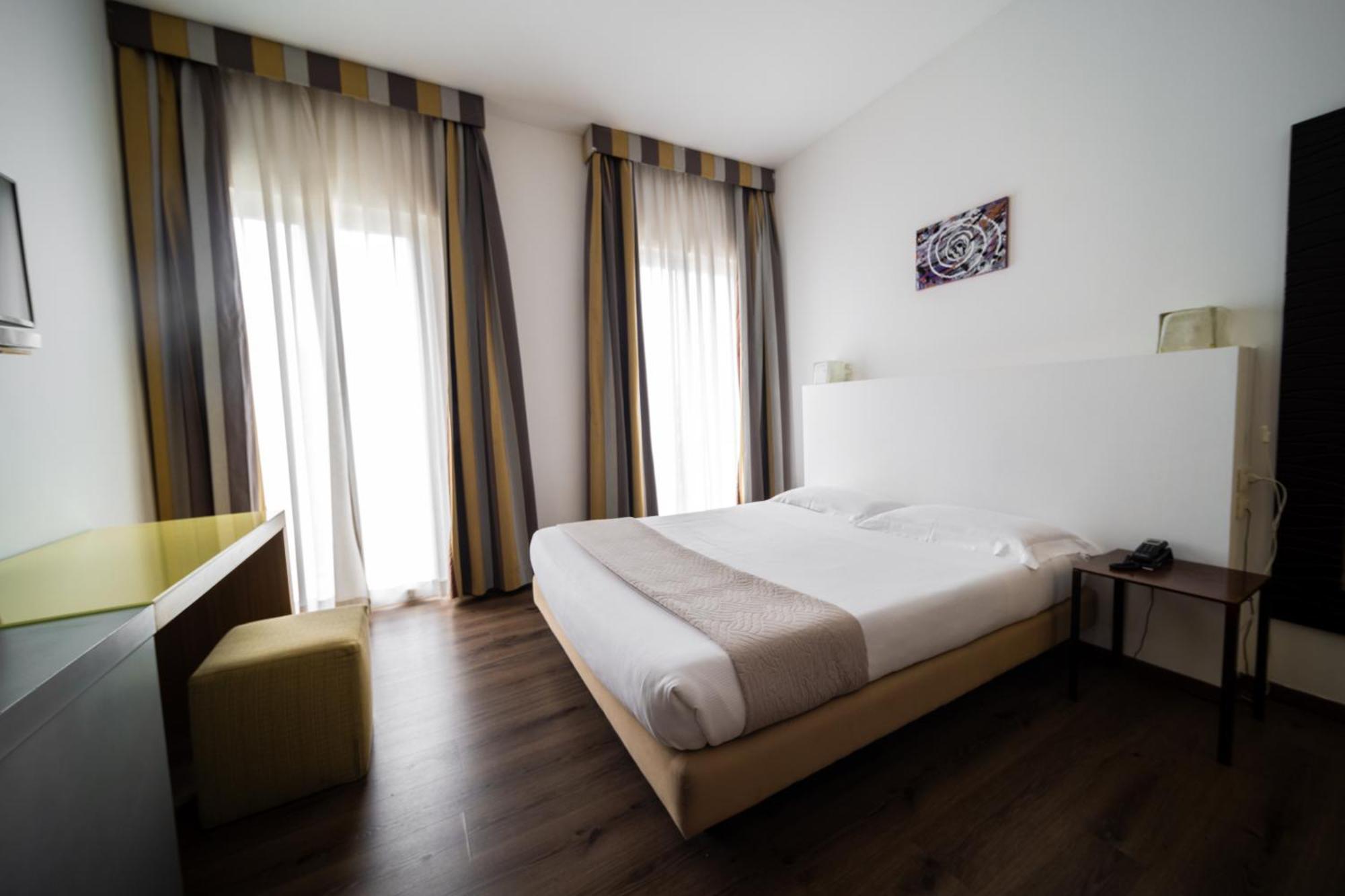 Economy Double Room,1599645571:JPEG