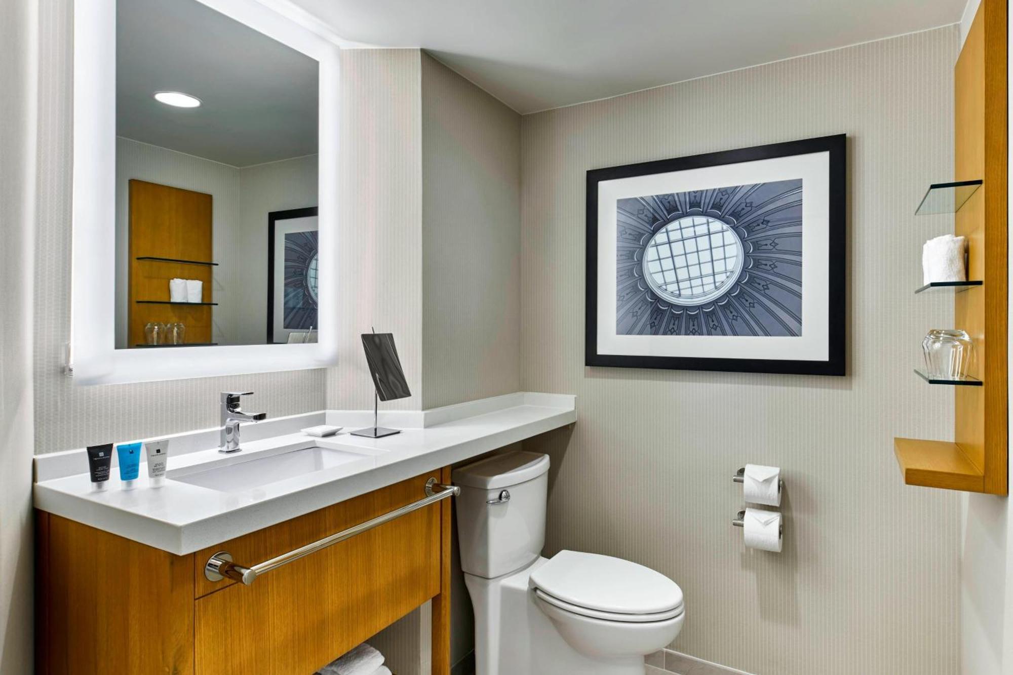 Guest room, 2 Double, River view