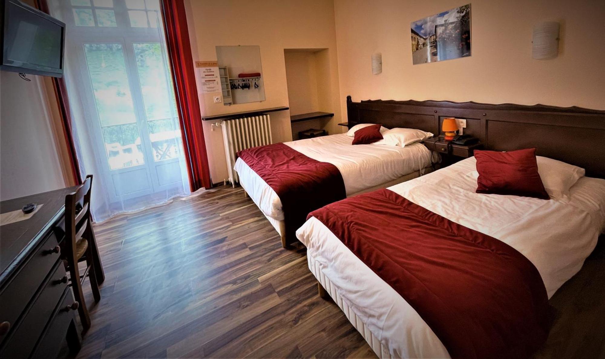 Superior Quadruple Room,1742747966:JPEG