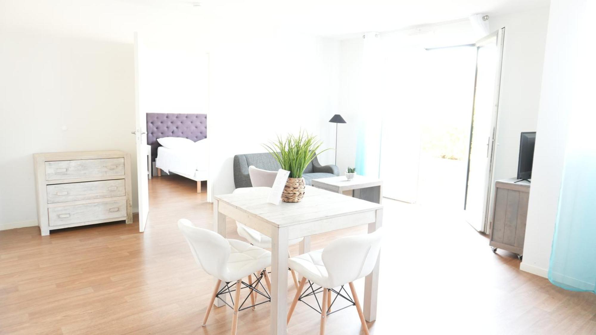 One-Bedroom Suite