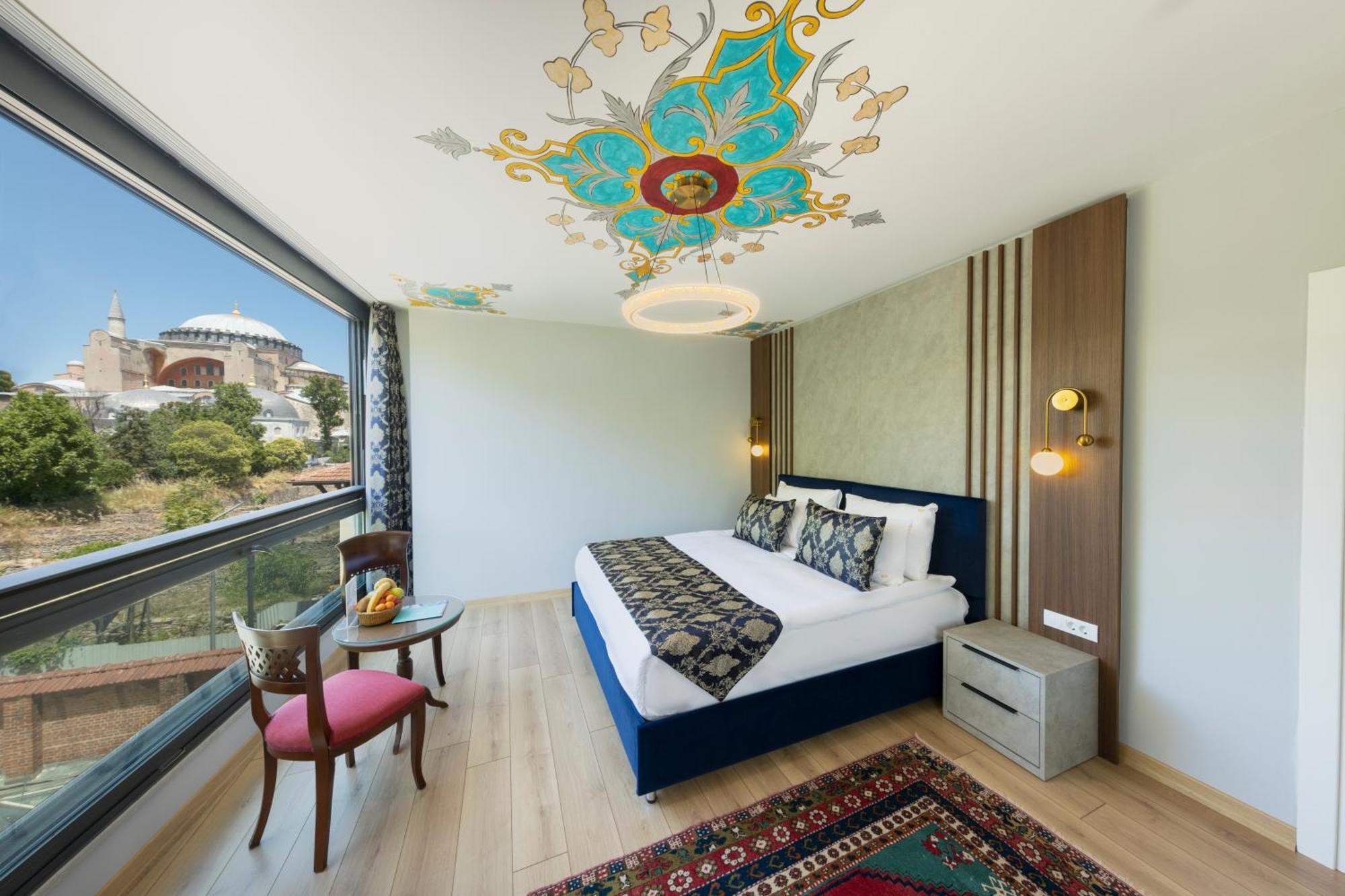 Junior Suite Hagia Sophia View
