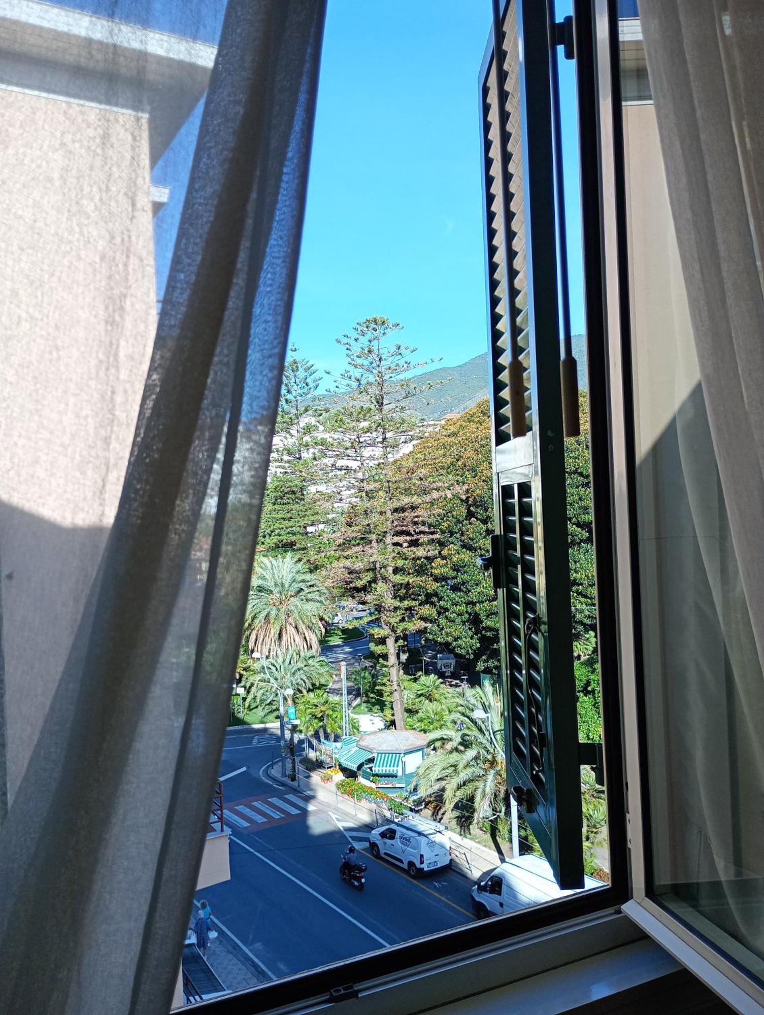 Single Room,1600215417:JPEG