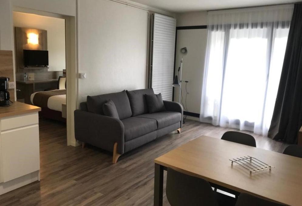 One-Bedroom Apartment,1600216808:JPEG