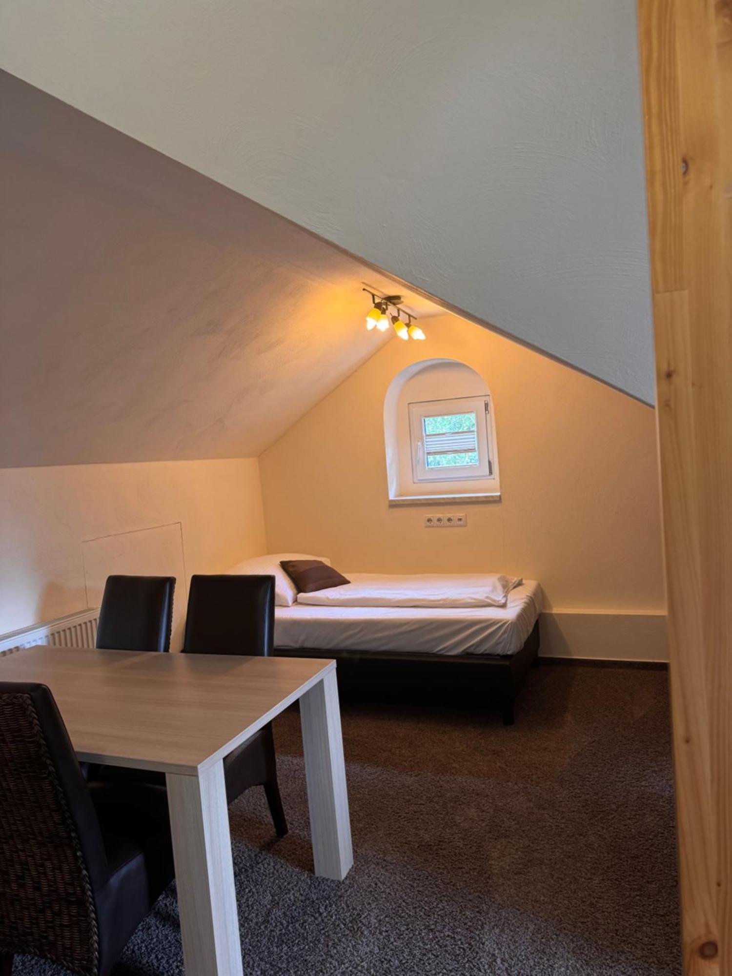 Standard Family Room,1600223139:JPEG
