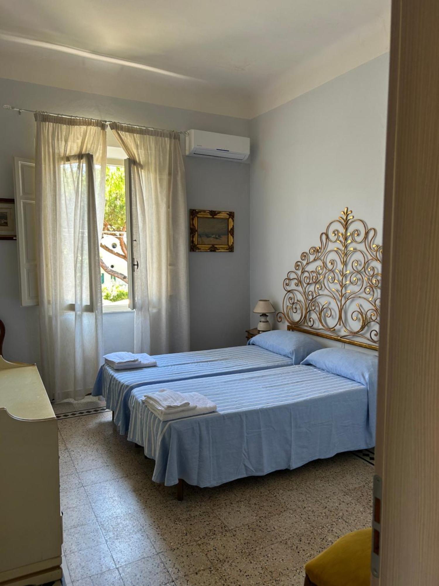 Family Room,1600229598:JPEG