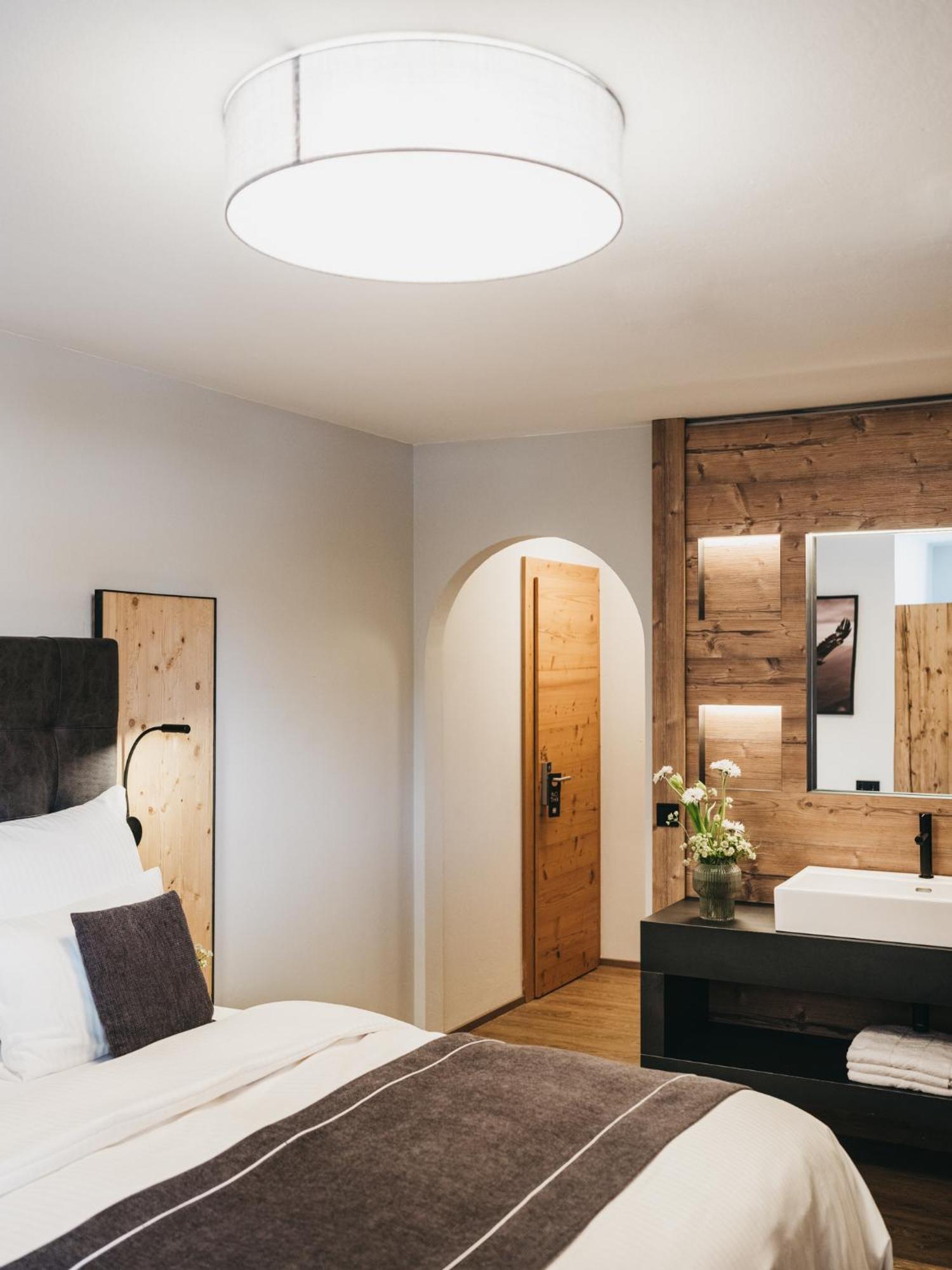 Grand Deluxe Room I