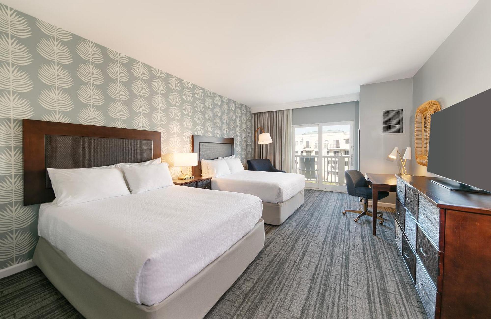Queen Room Two Queen Beds Roll Shower Mobility or Hearing Access