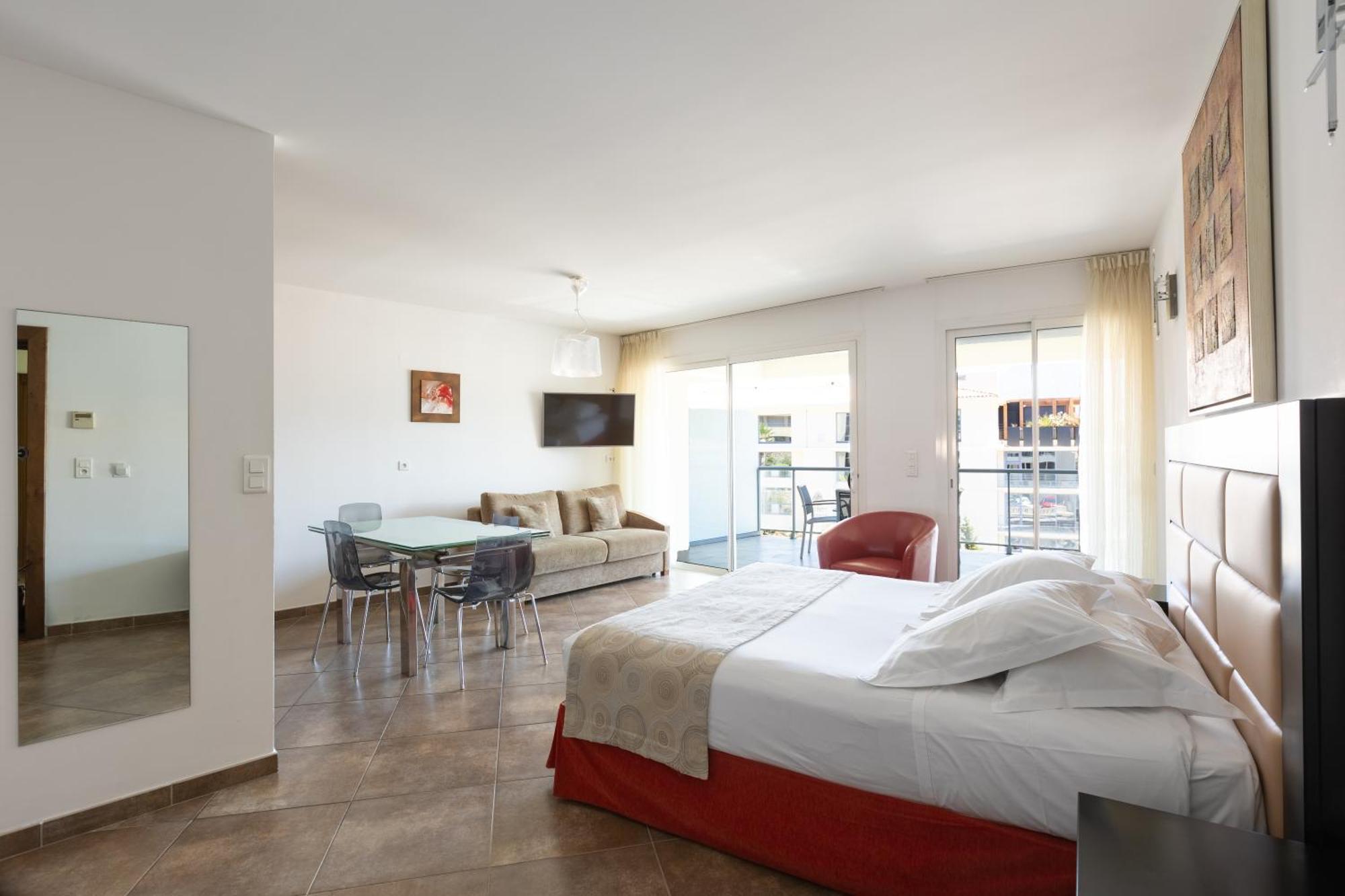 Junior Suite,1600571631:JPEG
