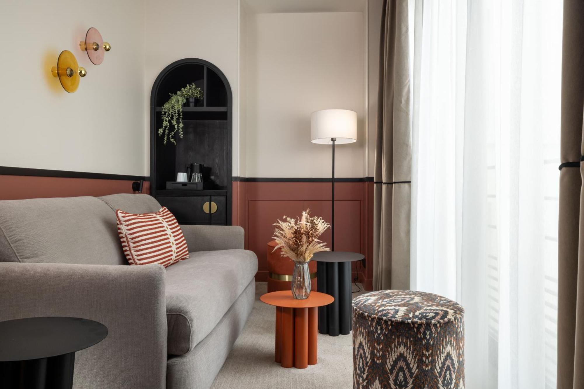 Junior Suite,1600581099:JPEG